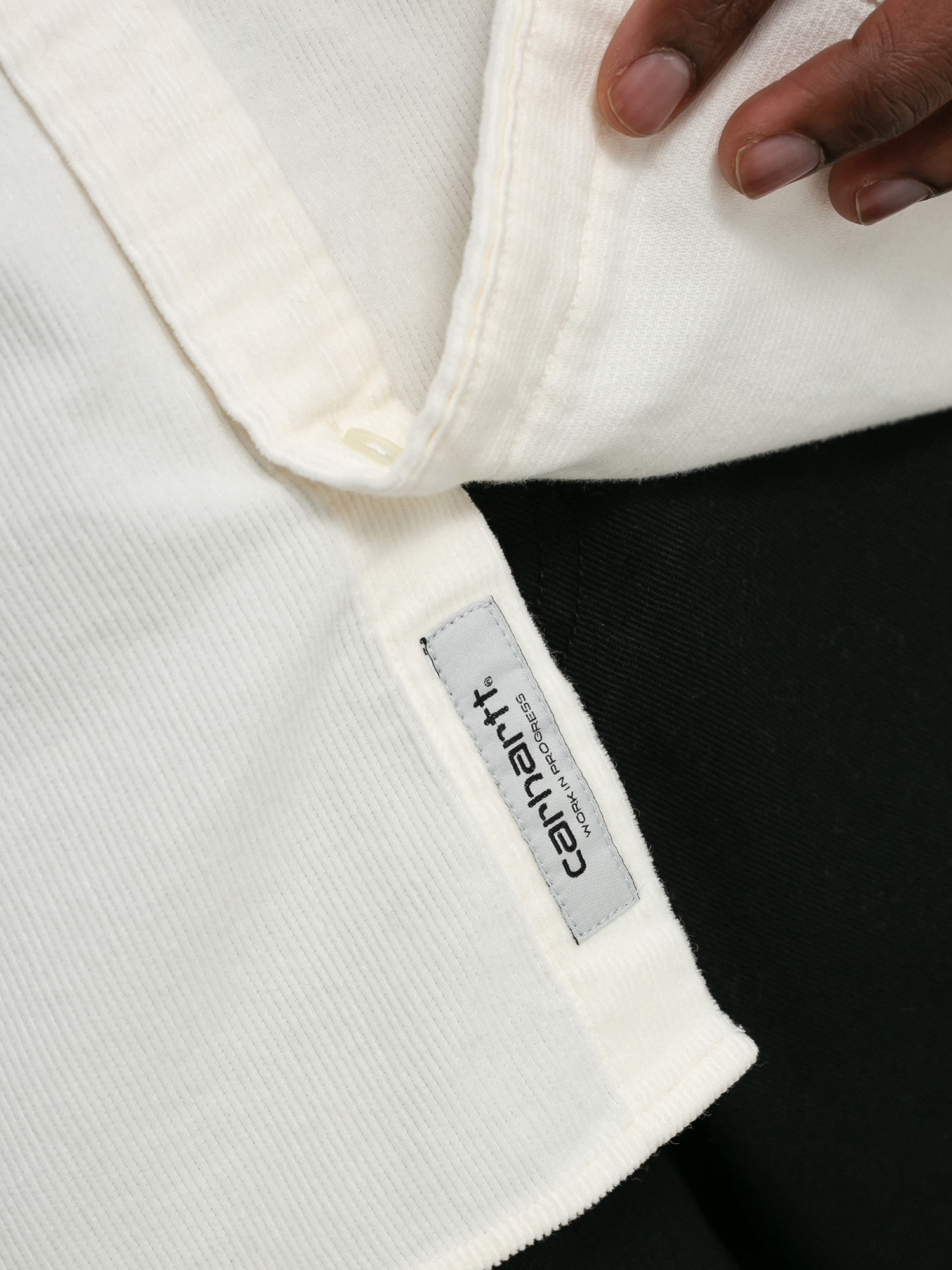 Carhartt WIP Madison Fine Cord Hemd (wax/black)