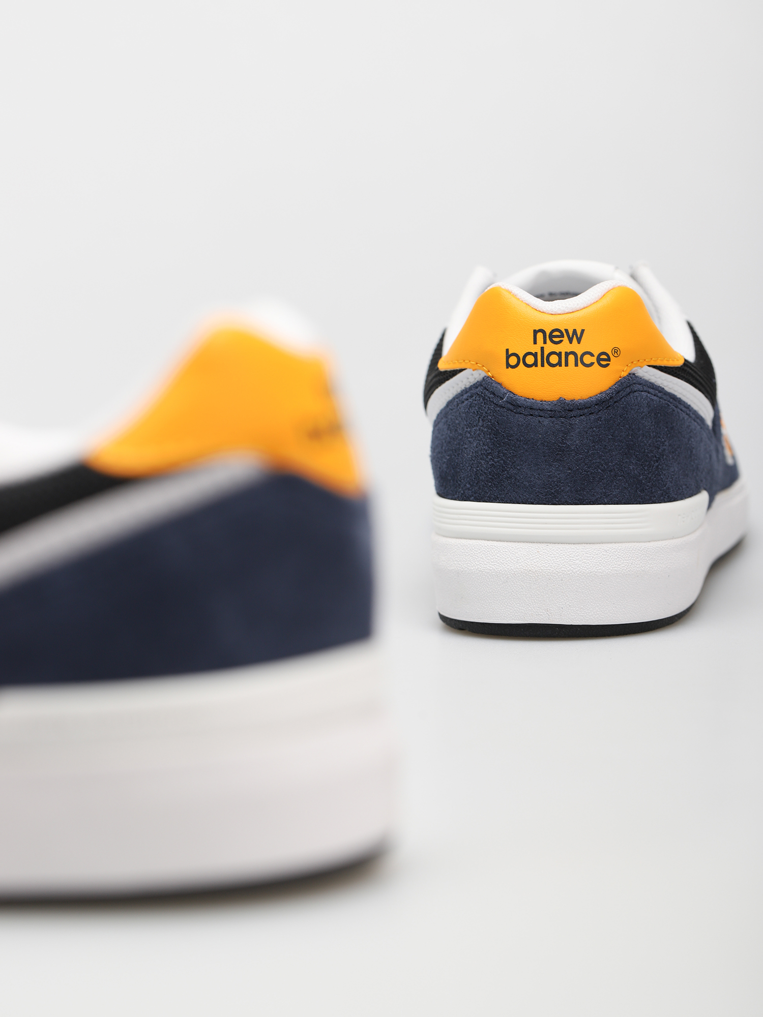 New Balance 574 Shoes (navy/yellow)