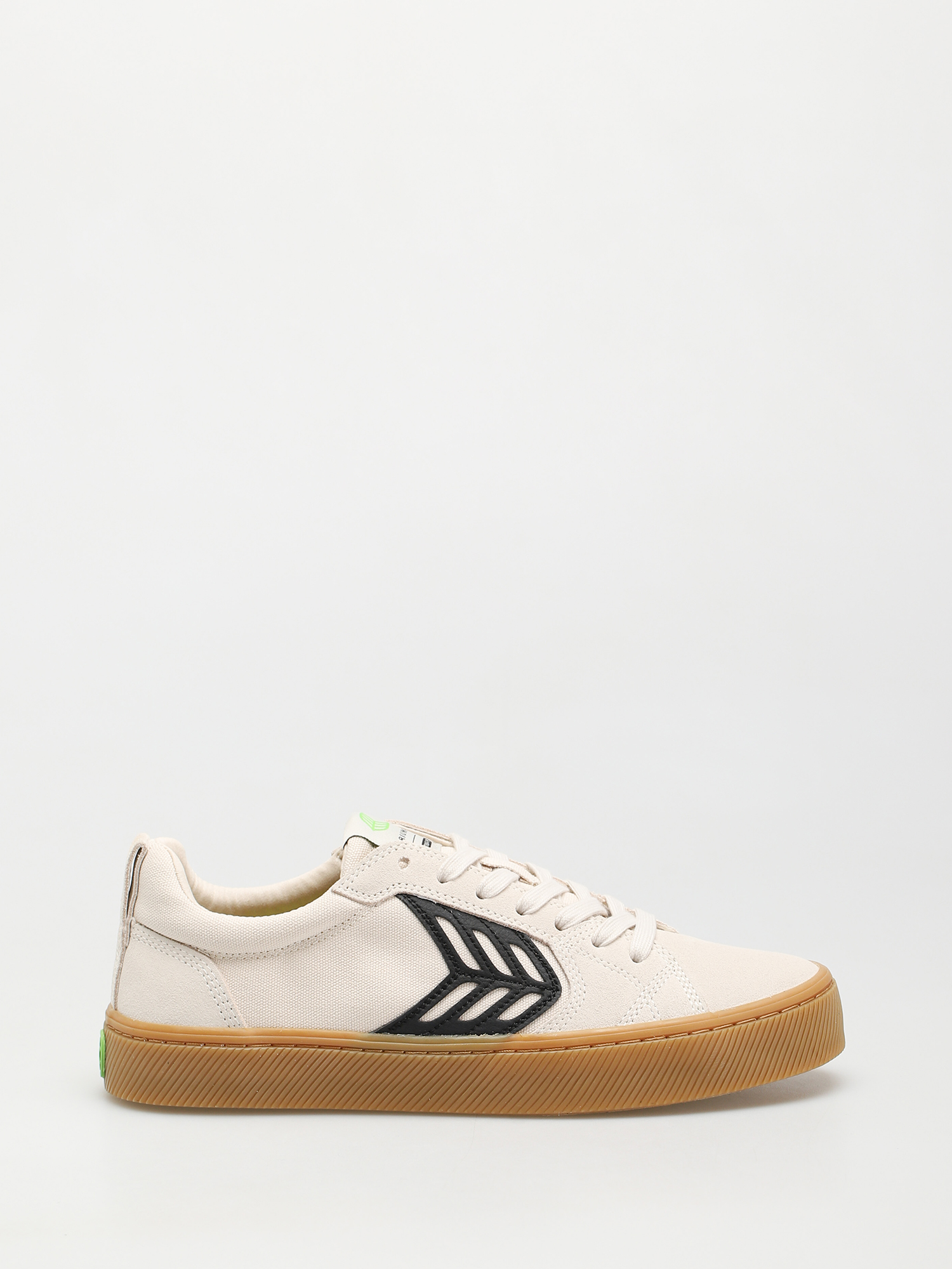 Cariuma Catiba Pro Shoes (gum vintage white/black logo)