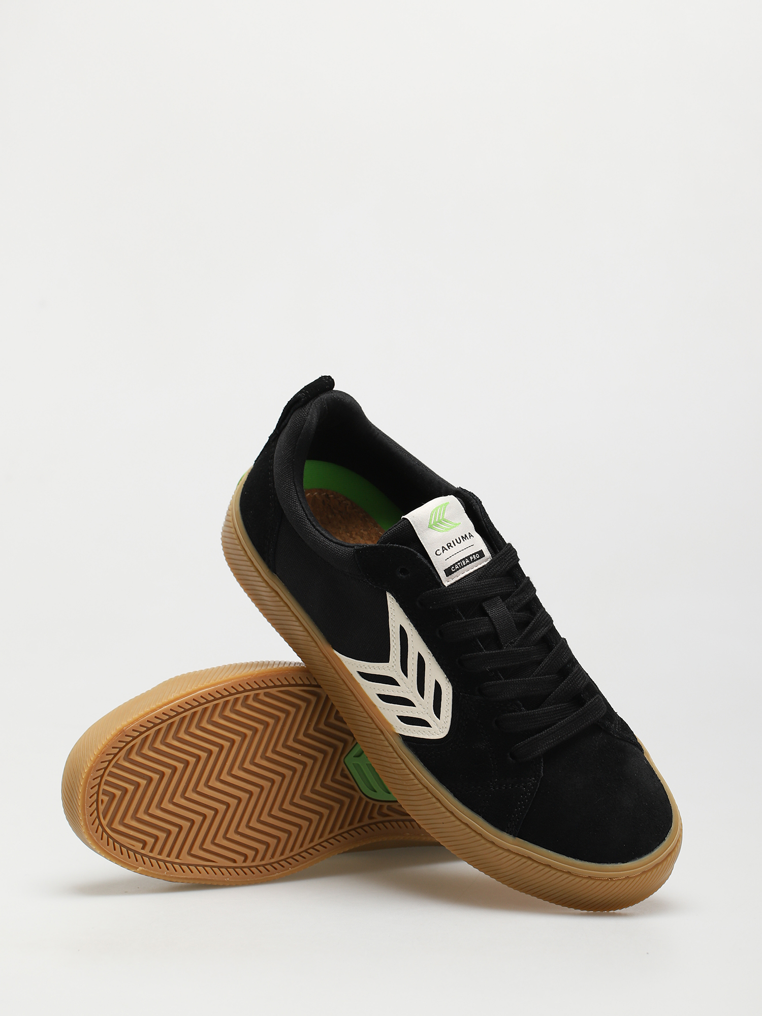 Cariuma Catiba Pro Shoes (gum black/ivory logo)