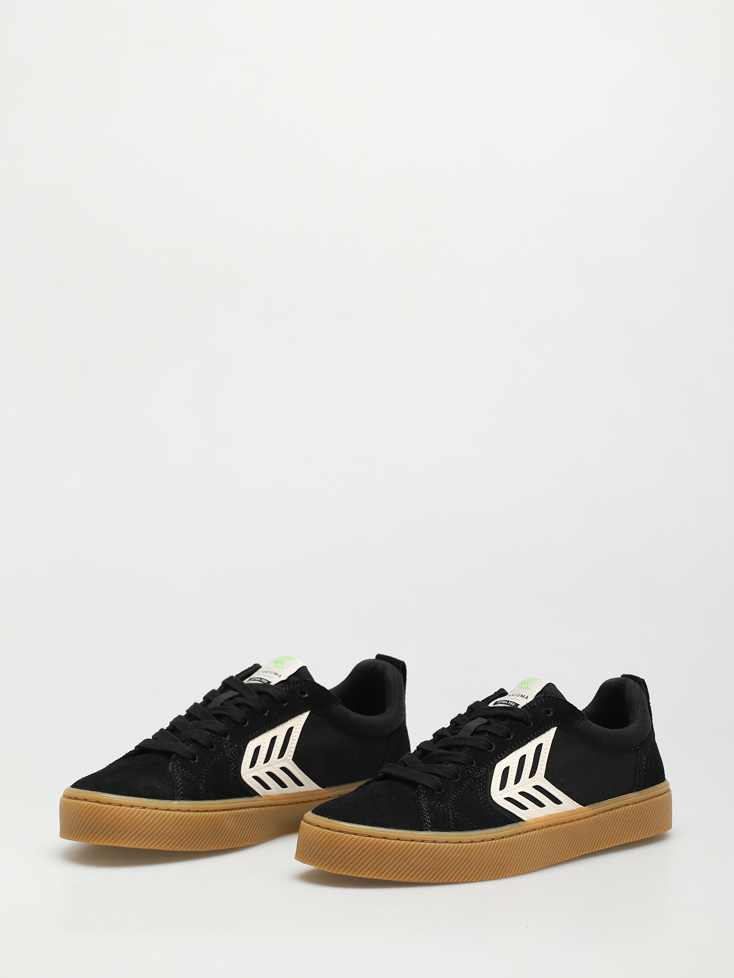 Cariuma Catiba Pro Shoes (gum black/ivory logo)