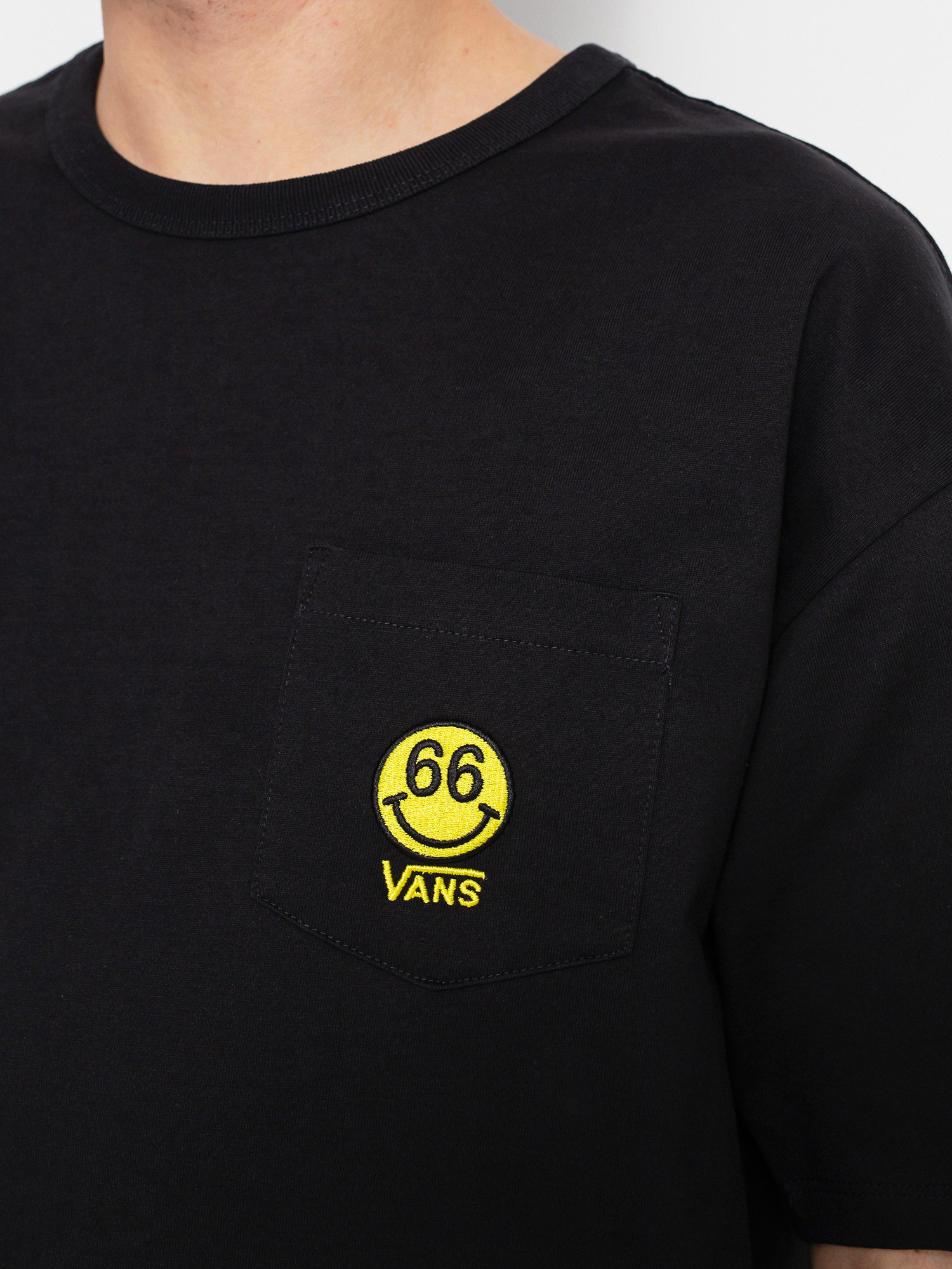 Vans Off The Wall Graphic Pocket T-shirt (black)
