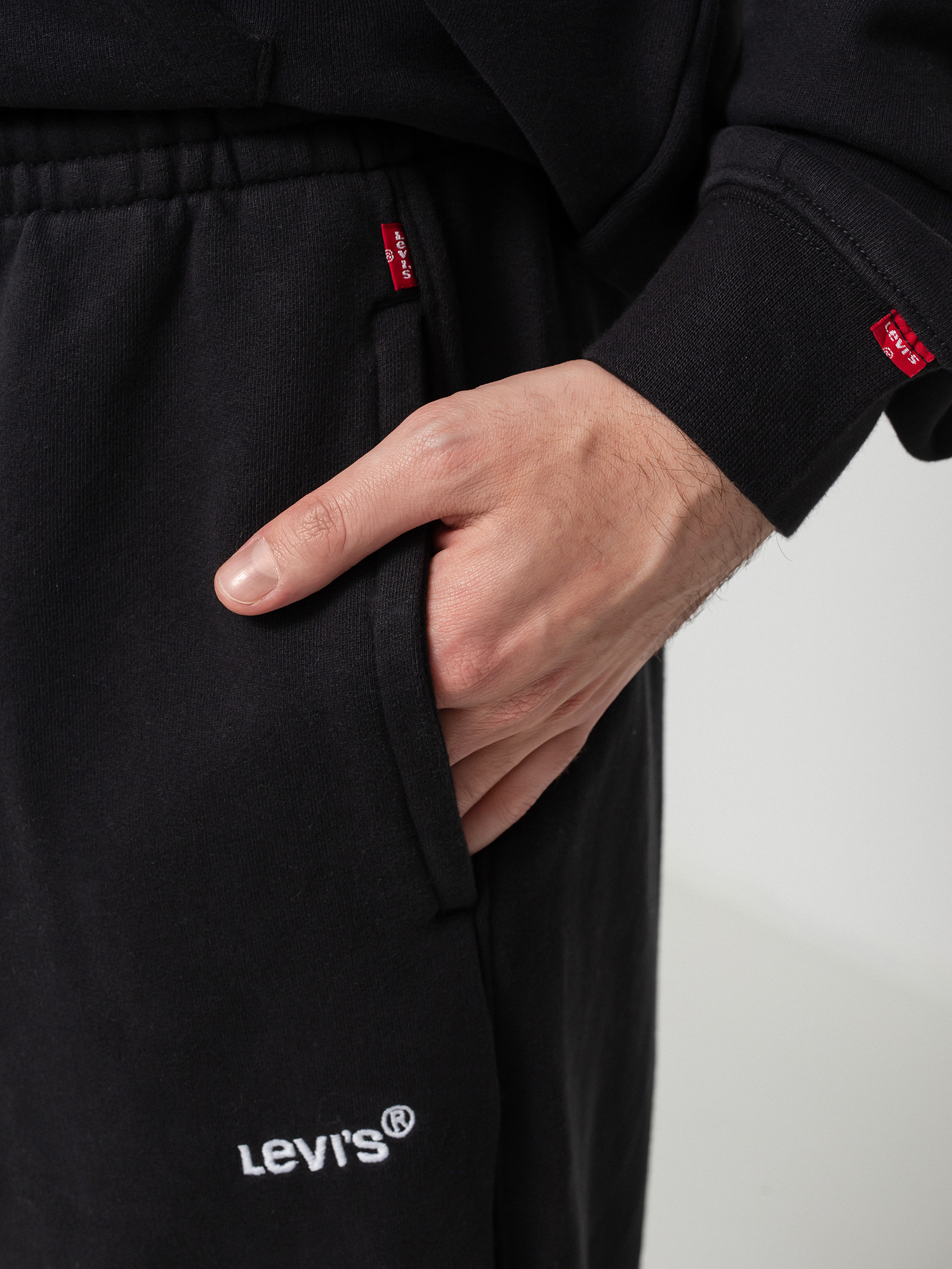 Levi's® Red Tab Pants (mineral black)