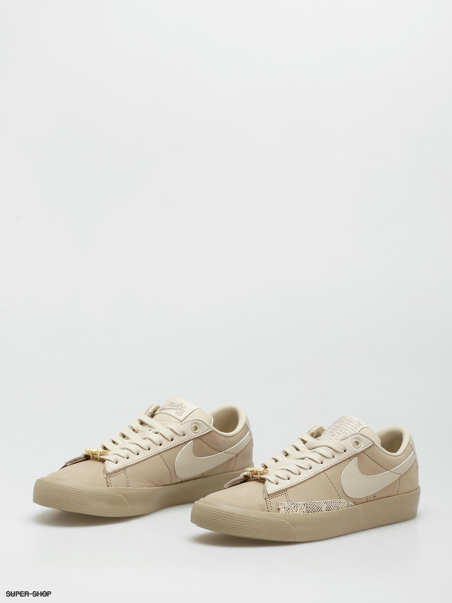 Nike SB Zoom Blazer Low Qs Shoes (khaki/rattan)