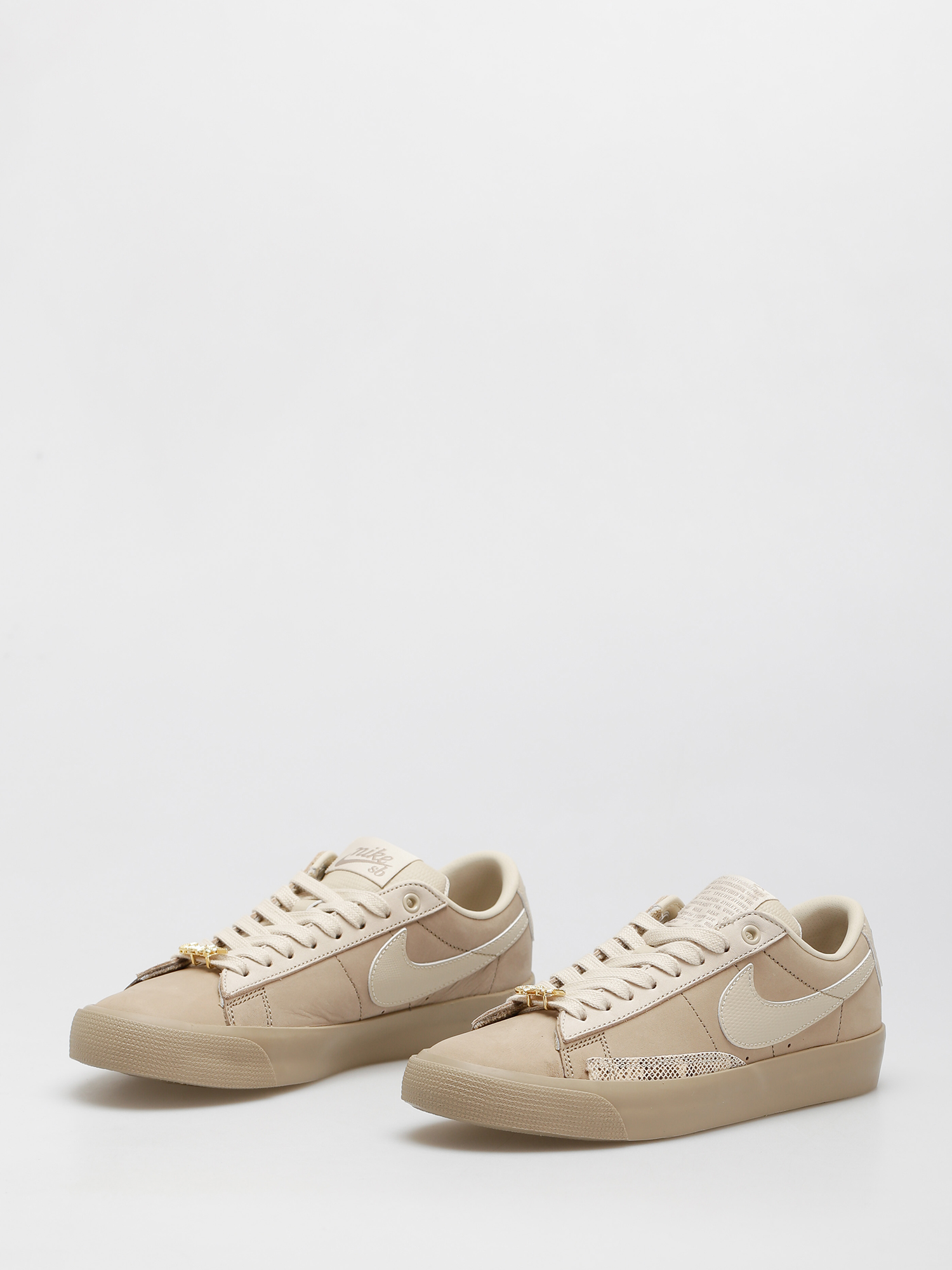 Nike SB Zoom Blazer Low Qs Shoes (khaki/rattan)