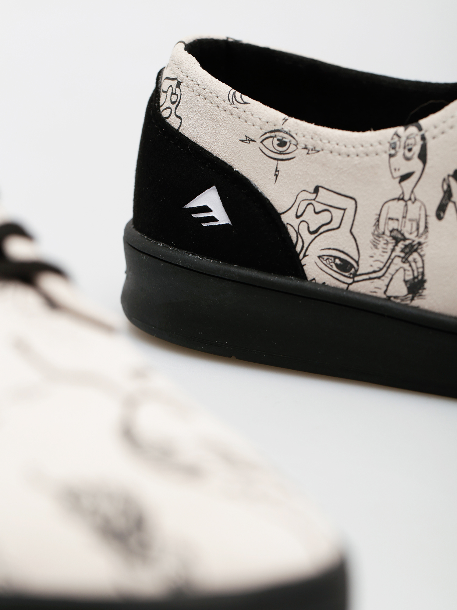 Emerica The Romero Laced X Toy Machine Shoes brown (tan/black)