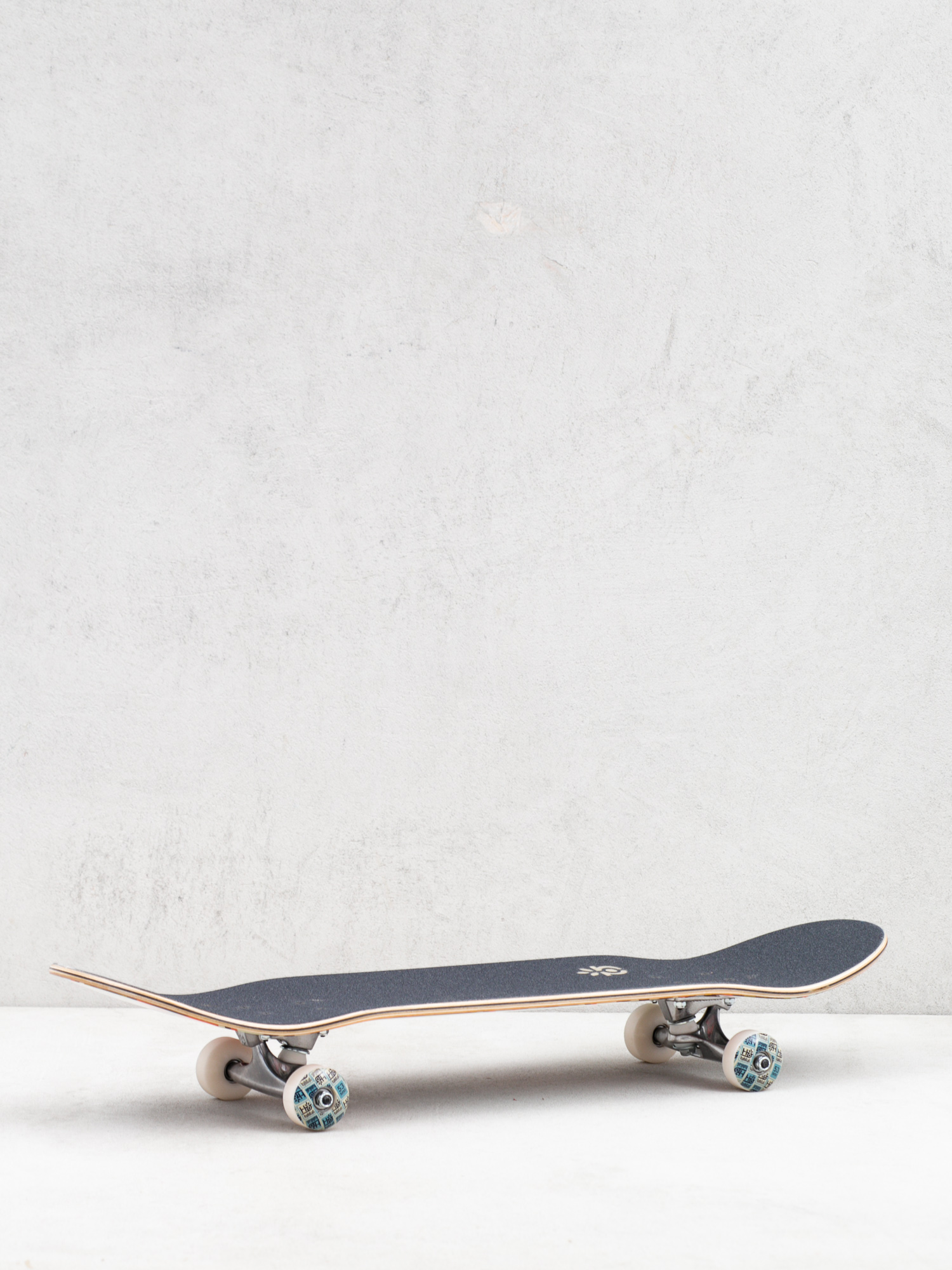 Habitat Pod Compressed Skateboard (orange/multi)