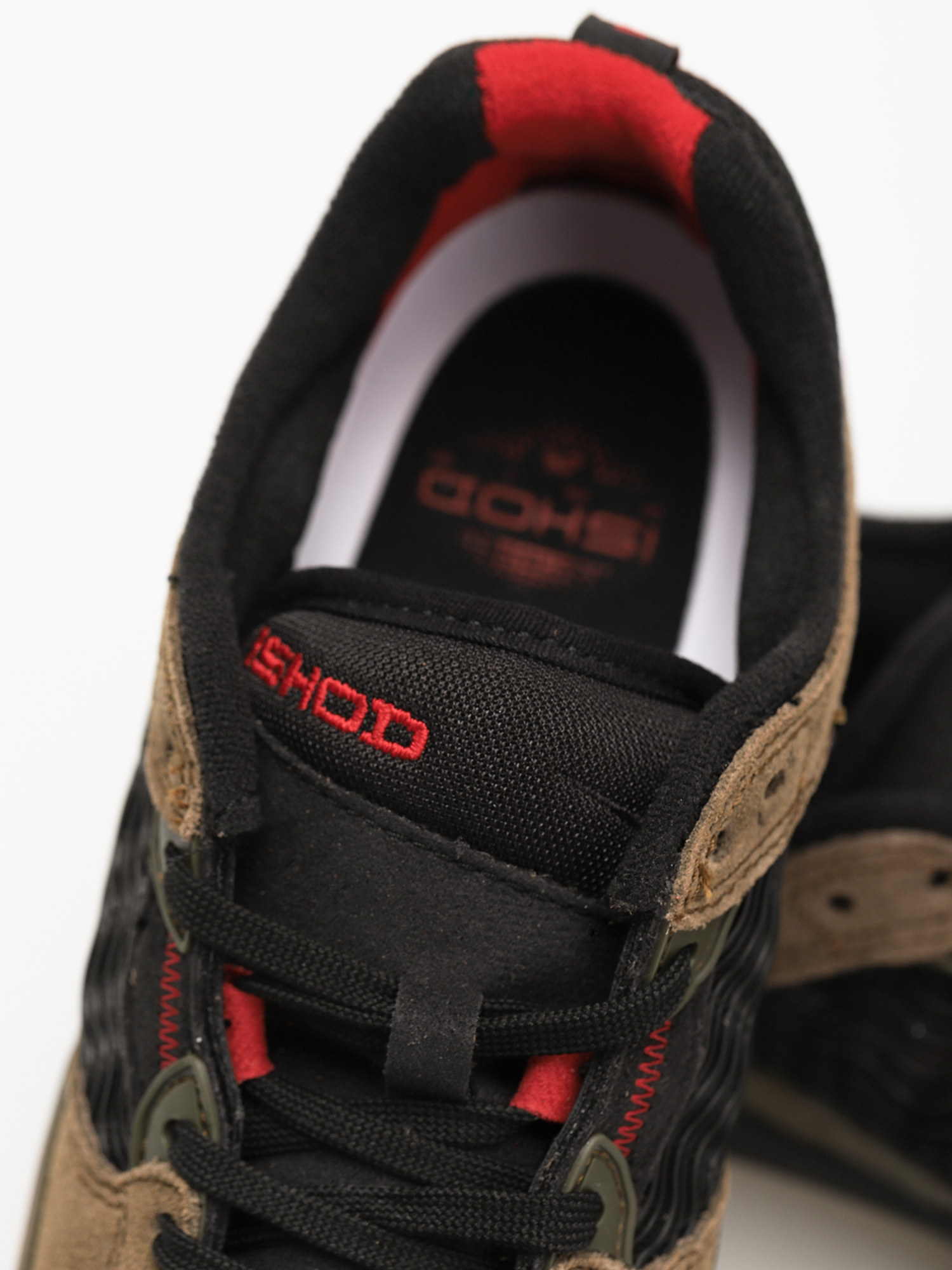 Nike SB Ishod Shoes (light olive/black light olive)