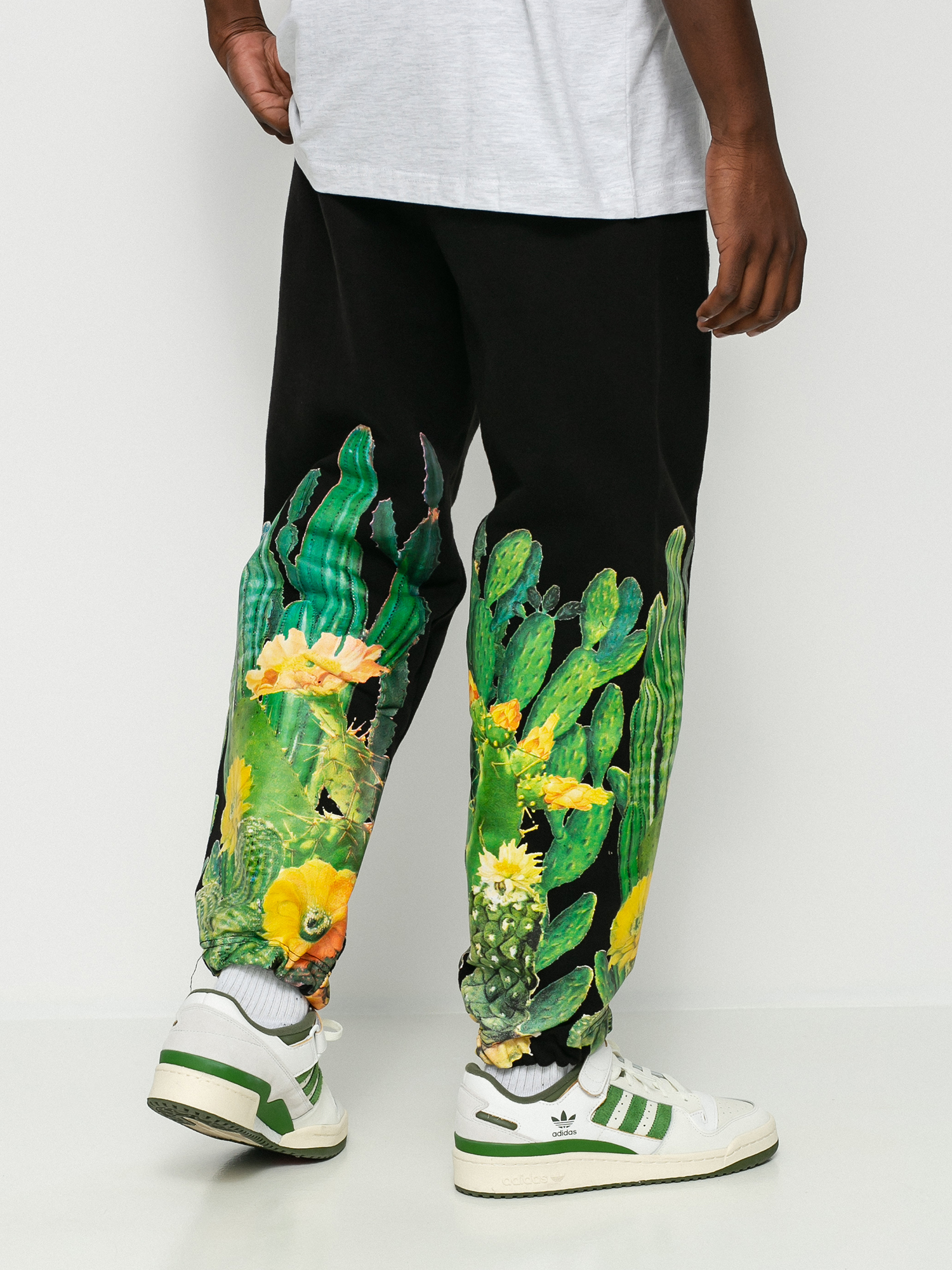 Chinatown Market Cactus Arc Pants (black)
