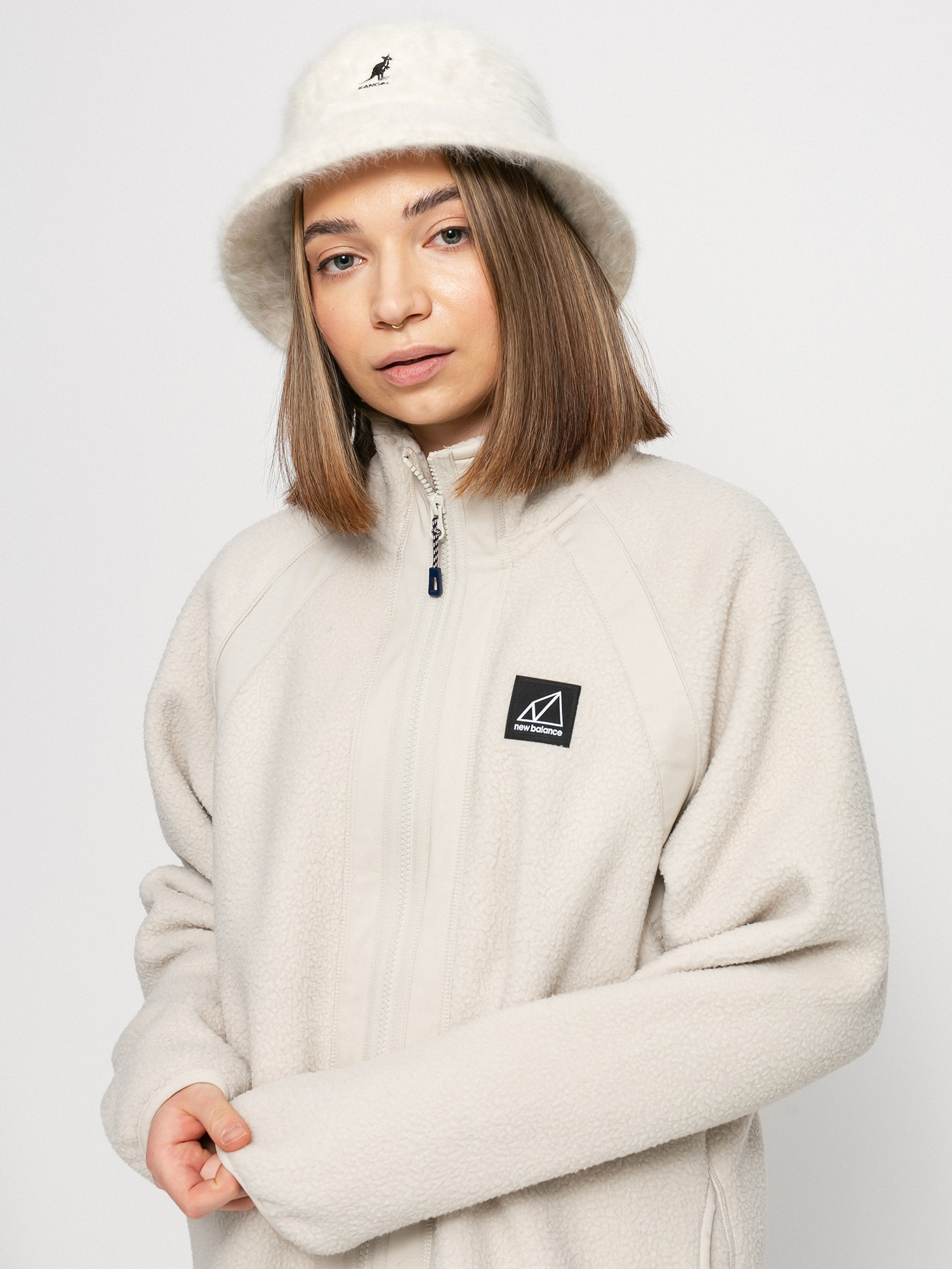 Womens New Balance All Terrain Sweatshirt (timberwolf)