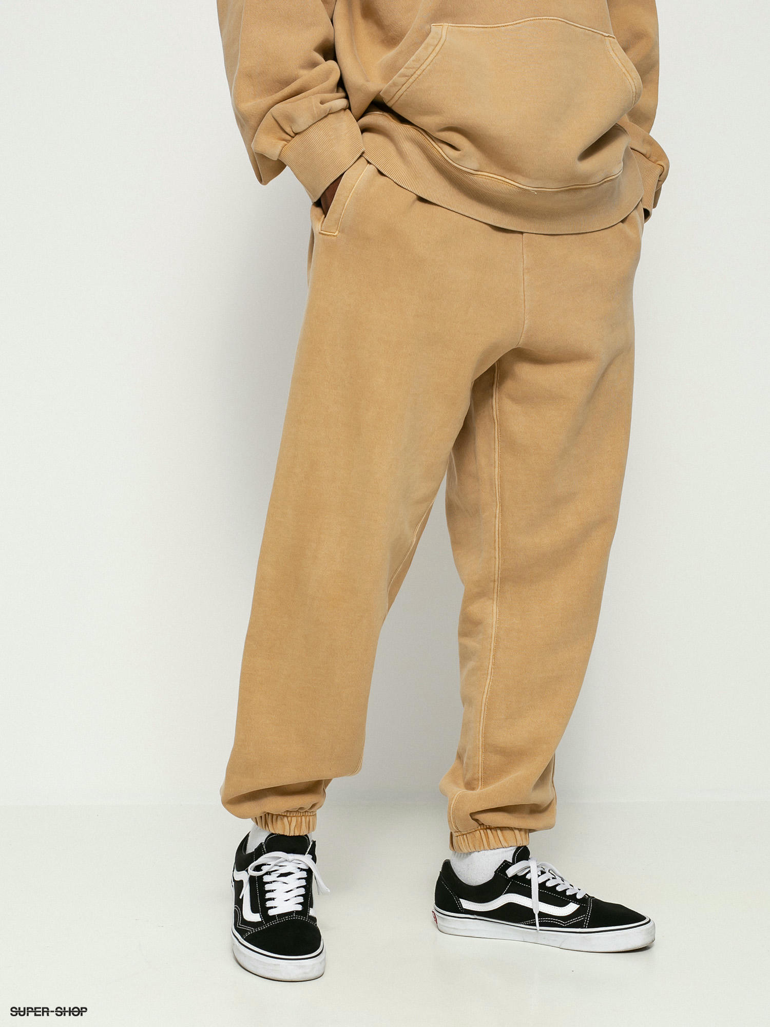 carhartt cargo brown