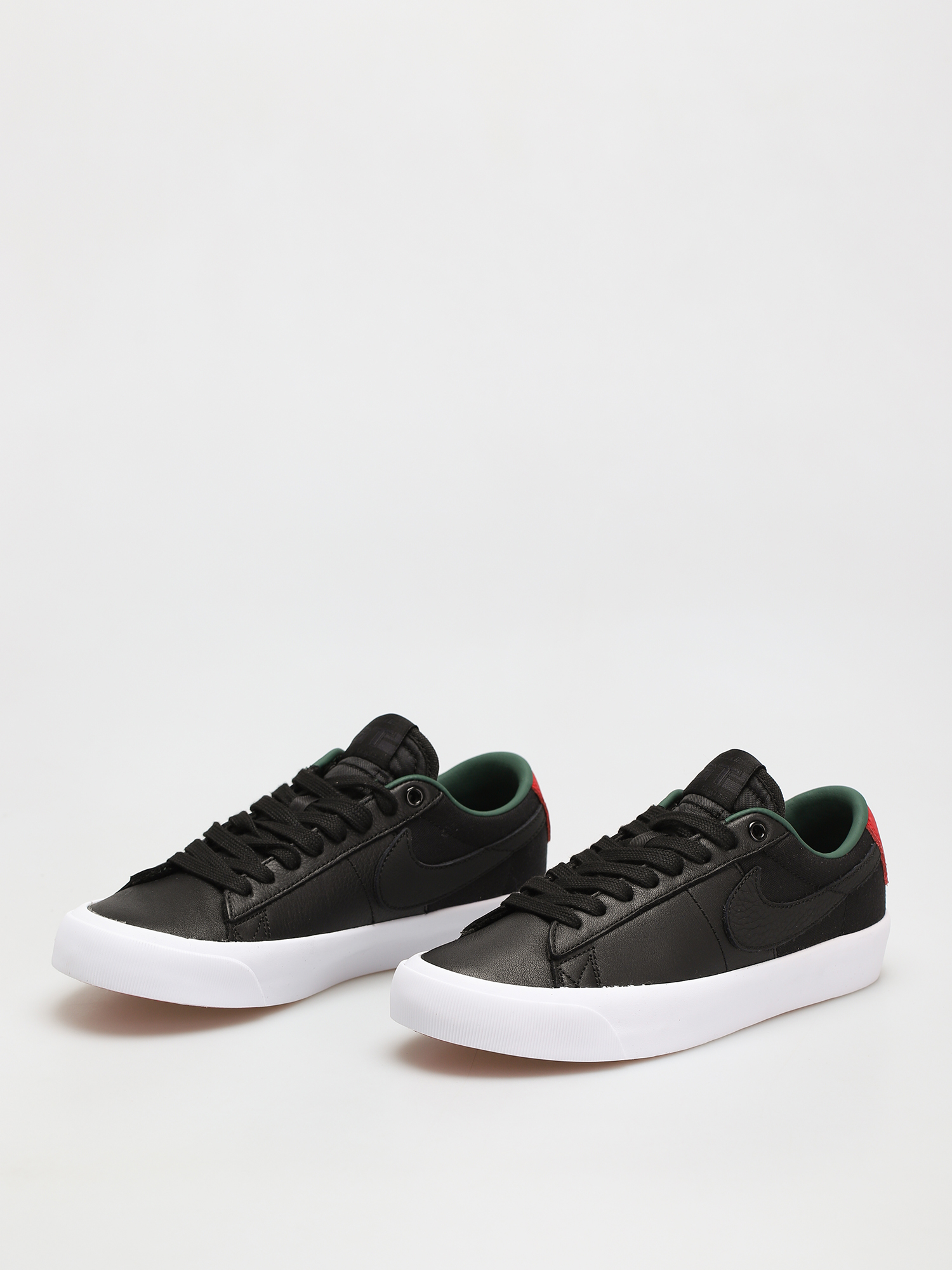 Nike SB Zoom Blazer Low Pro Gt Premium Shoes (black/black varsity red fir)