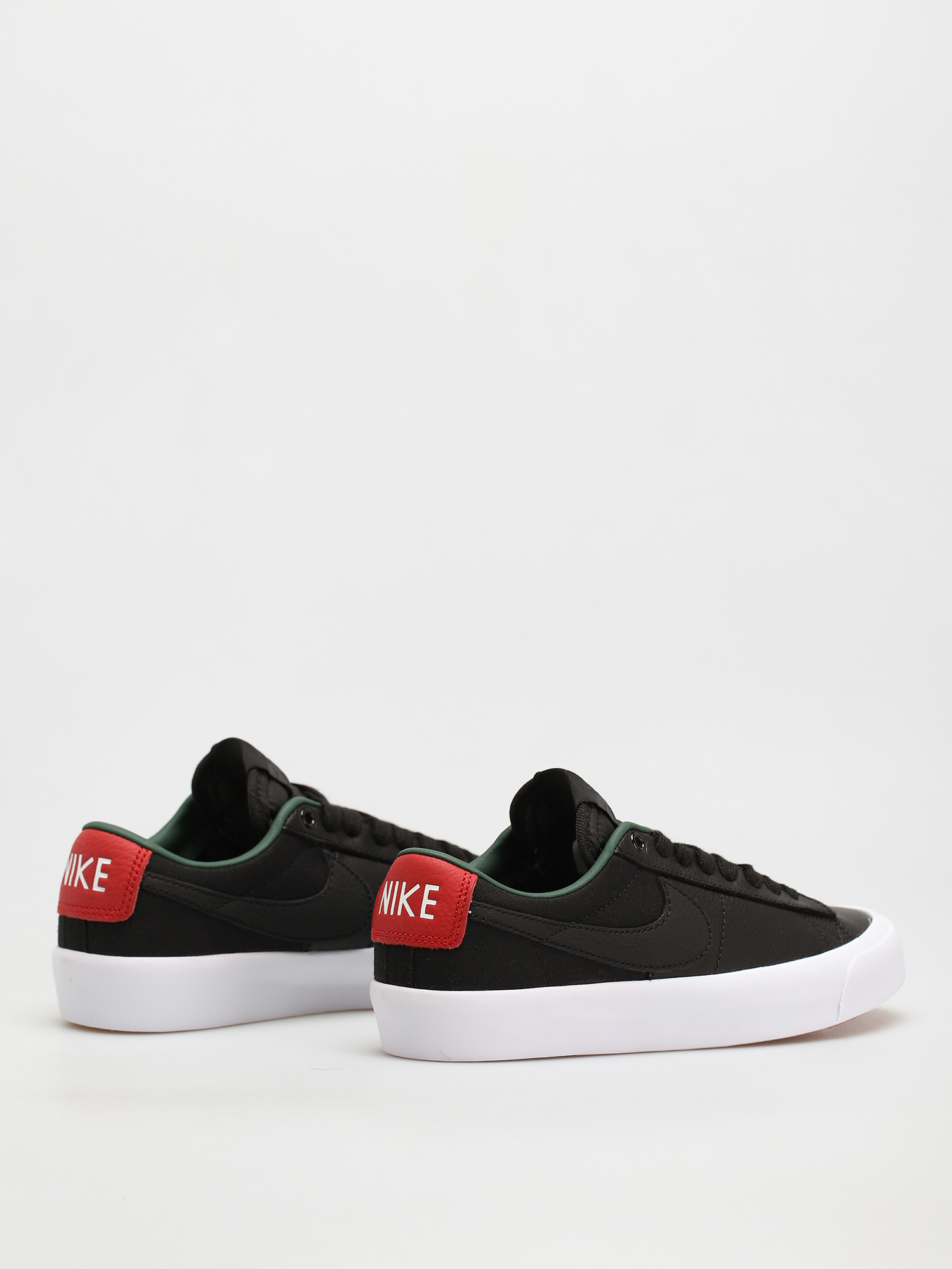 Nike SB Zoom Blazer Low Pro Gt Premium Shoes (black/black varsity red fir)
