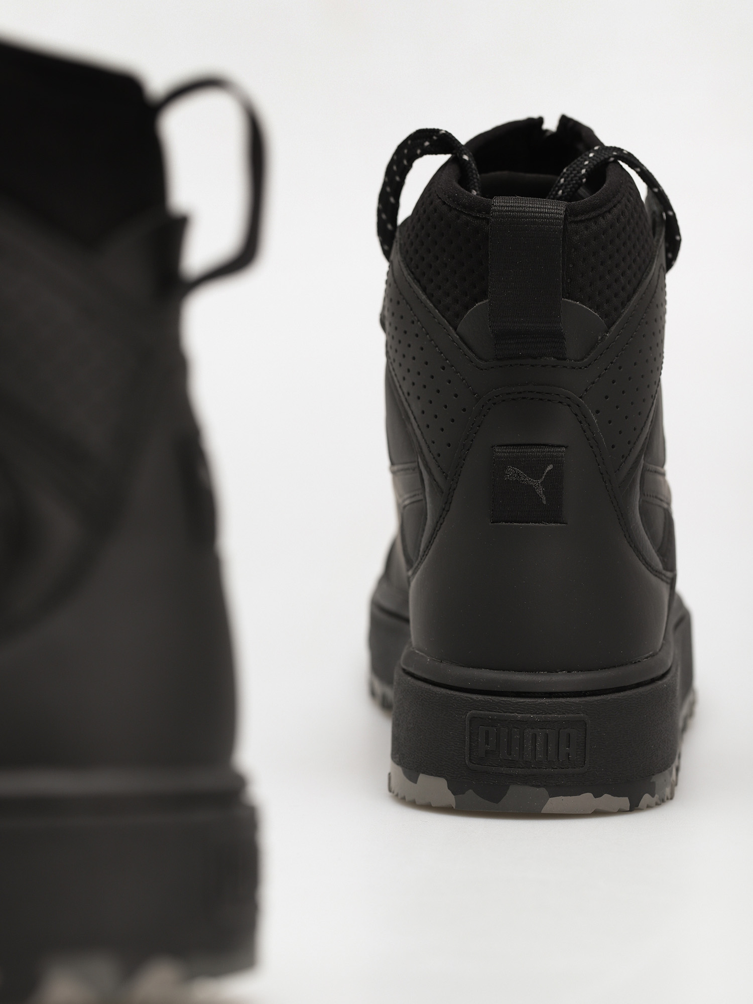 Puma Suede Mid WTR AD4PT Shoes (black)