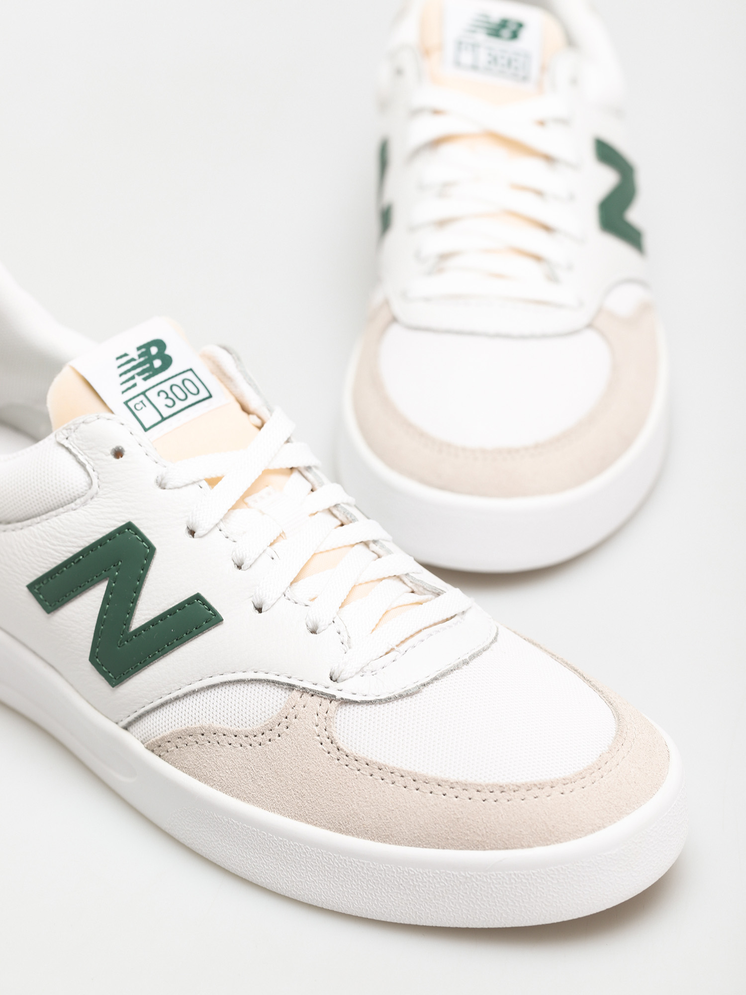 New Balance 300 Schuhe (white/green)