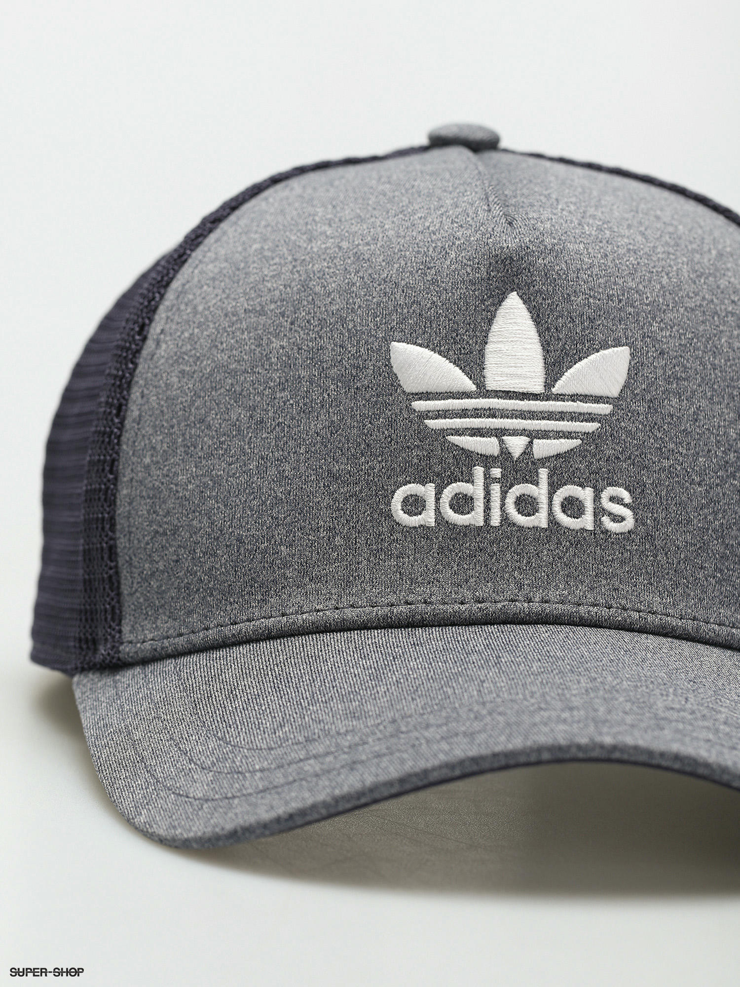 Adidas curved trucker sales classic trefoil