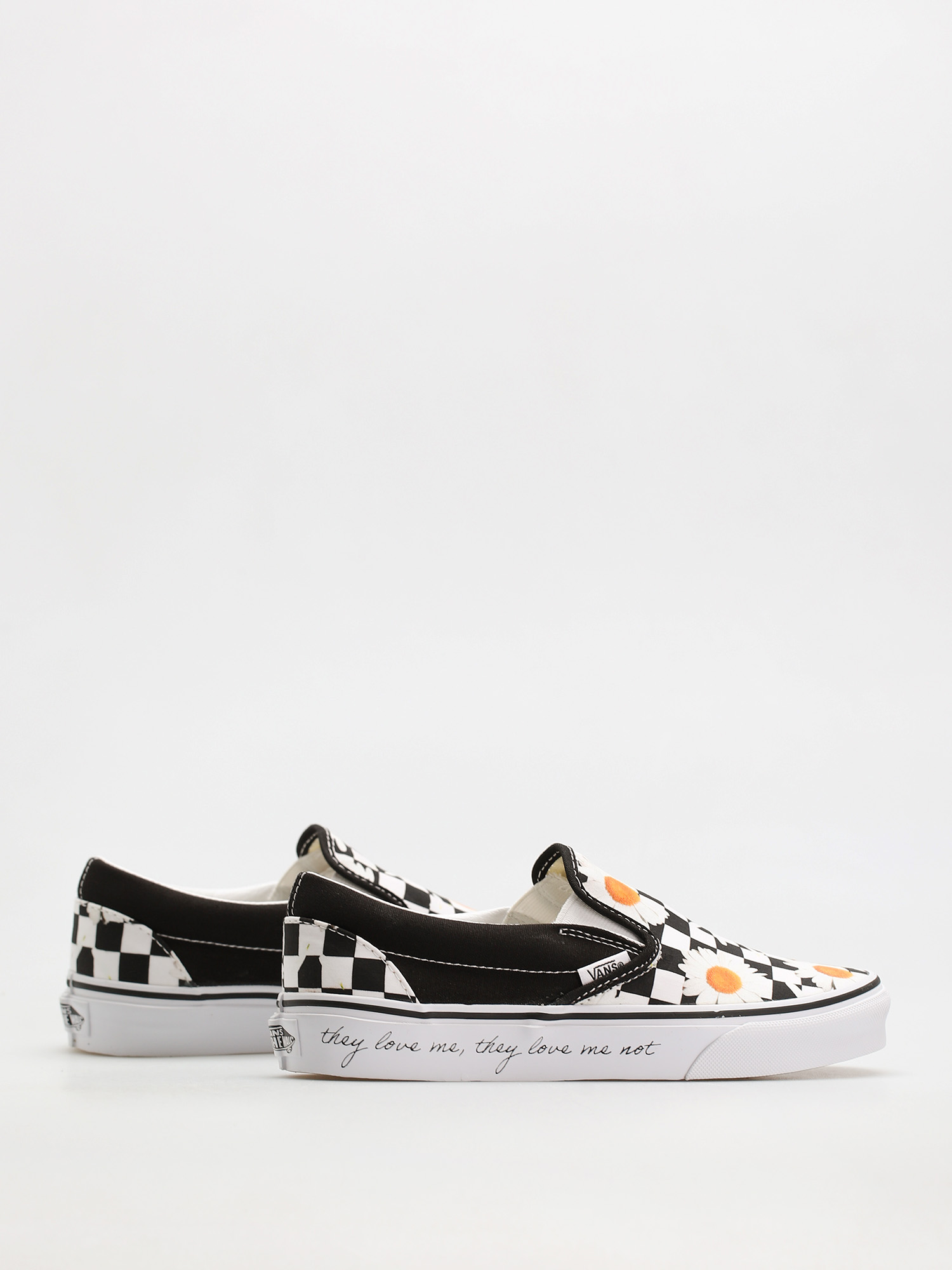 Vans Classic Slip On Shoes (love me/love me not/daisy/true white)