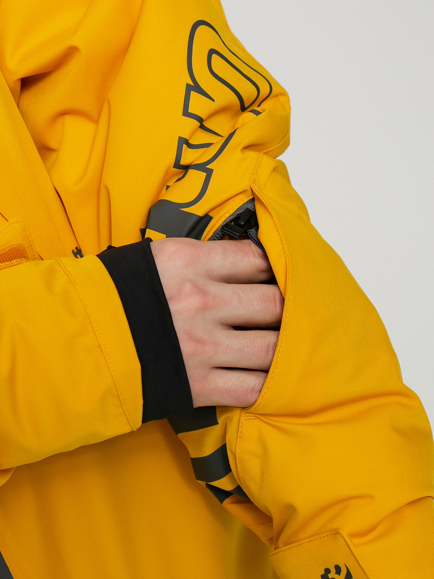 Mustard hotsell snowboard jacket