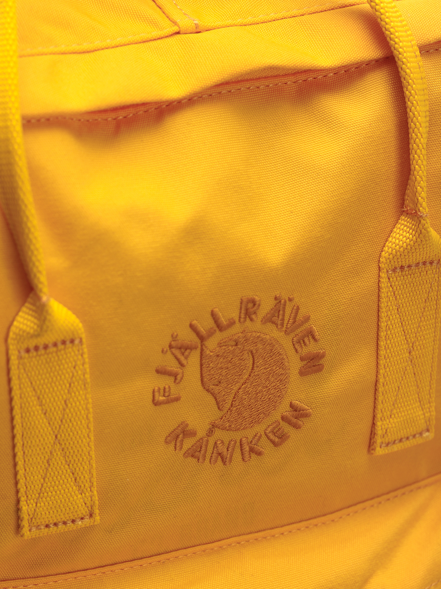 Fjallraven Re Kanken Backpack (sunflower yellow)