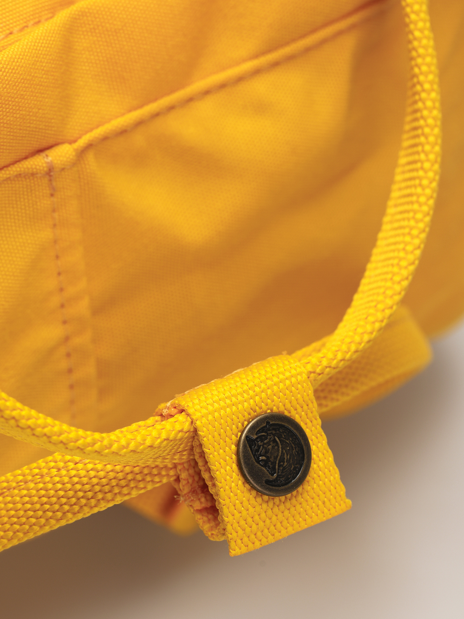 Fjallraven Re Kanken Backpack (sunflower yellow)