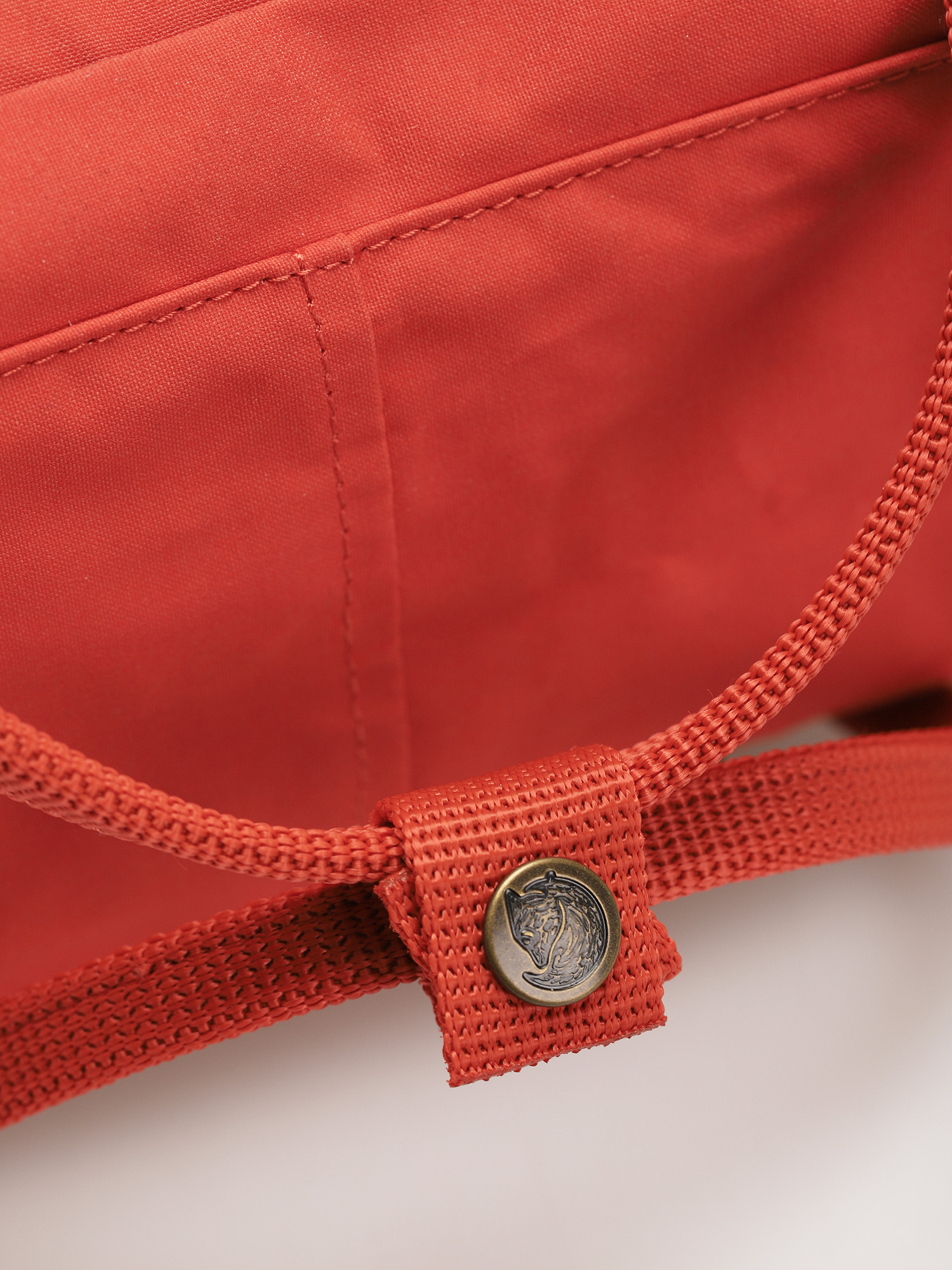 Fjallraven Kanken Backpack (rowan red)