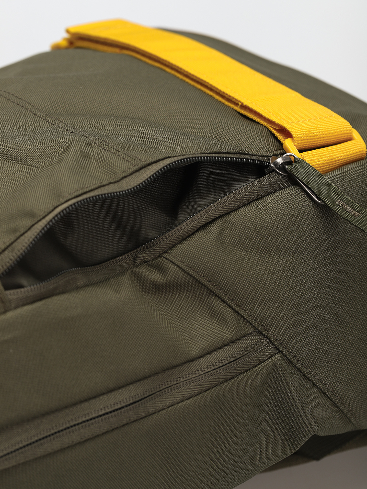 Nike SB Courthouse Backpack (cargo khaki/dark sulfur/dark sulfur)