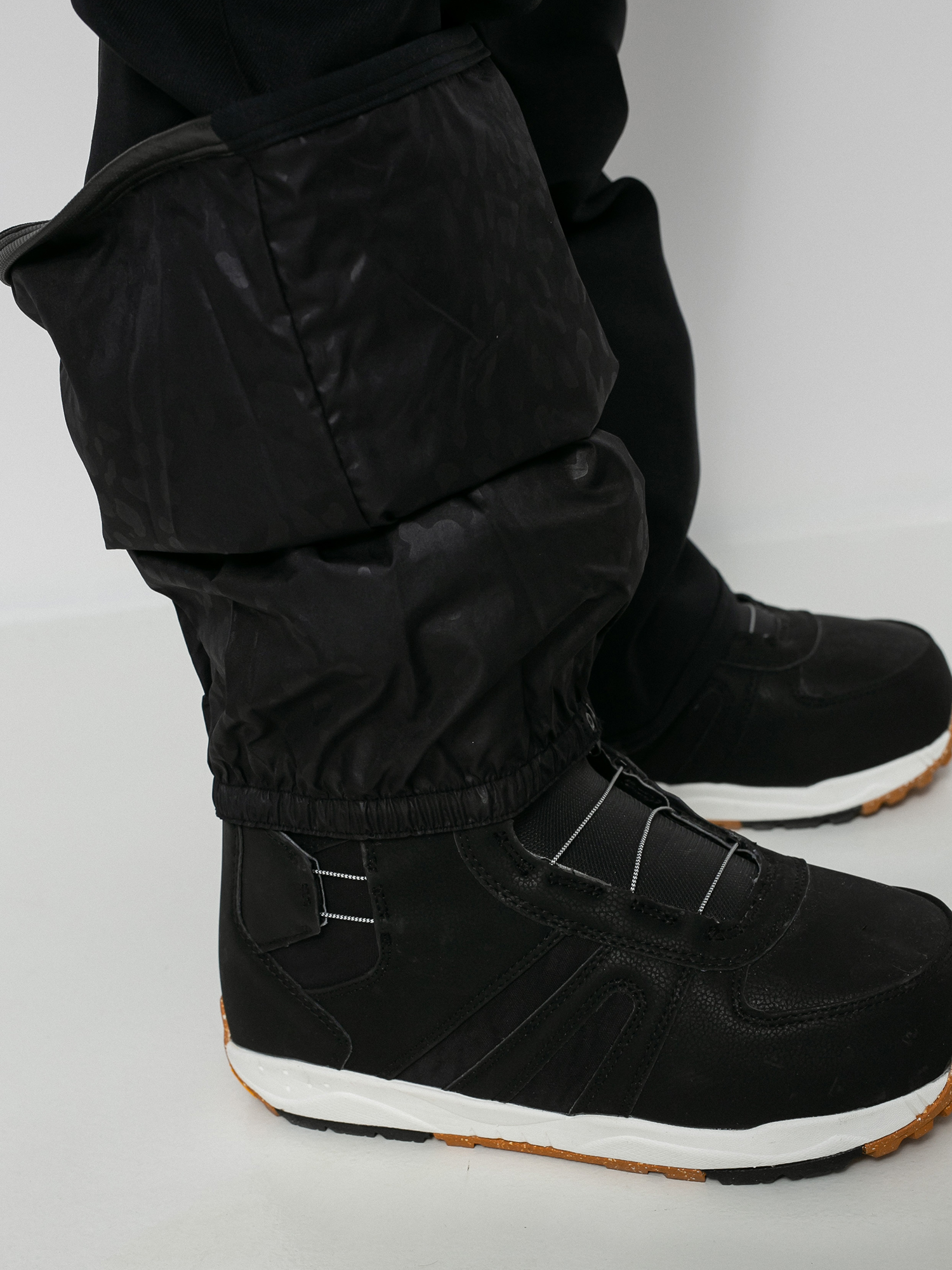 Womens Volcom Grace Stretch Snowboard pants (black)