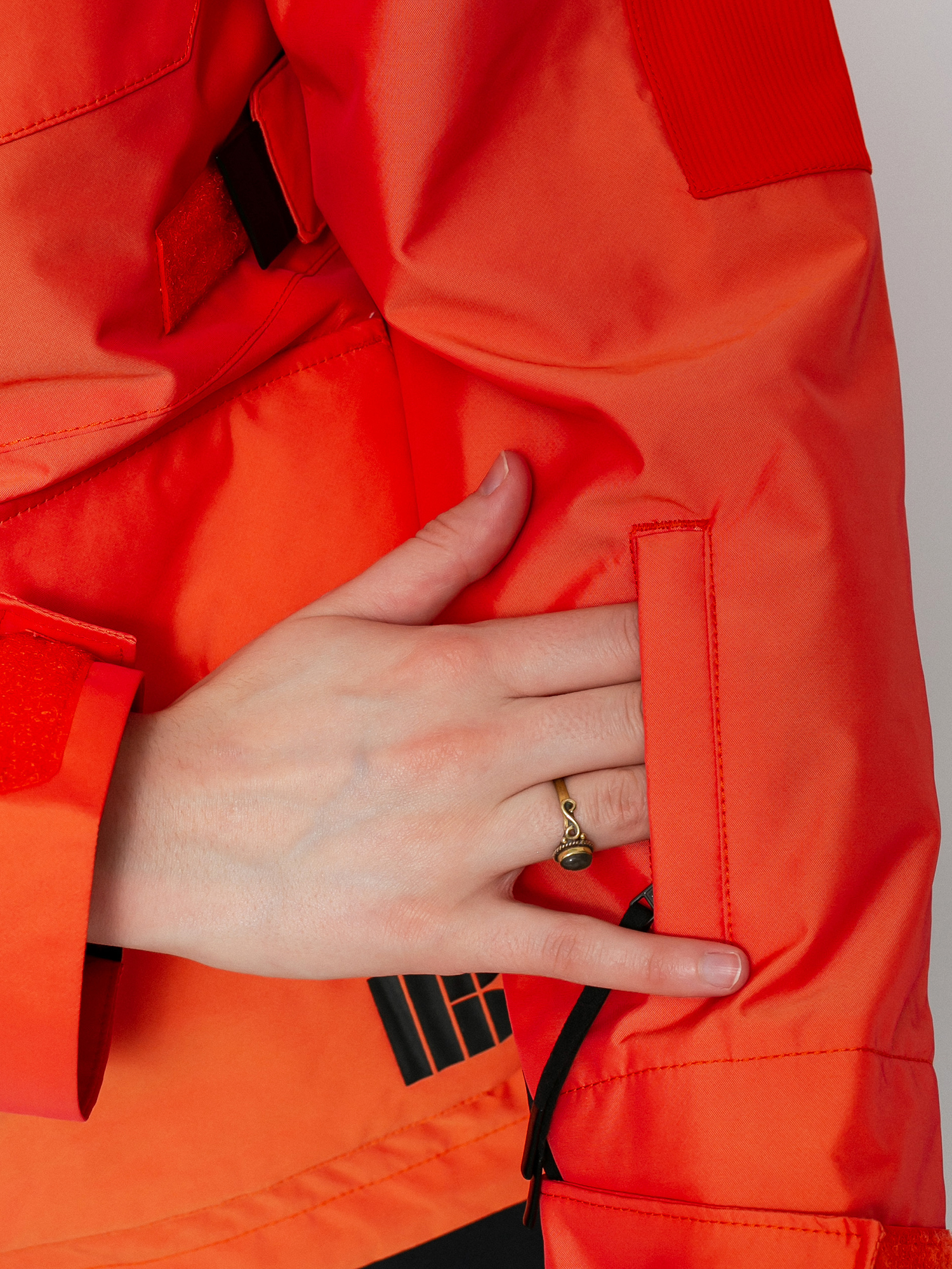 Womens Burton Amora Anorak Snowboard jacket (orange com)