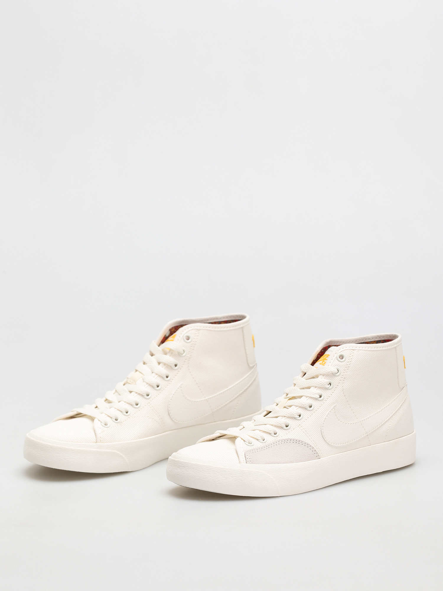 Nike SB BLZR Court Mid Premium Shoes (sail/sail sail sail)