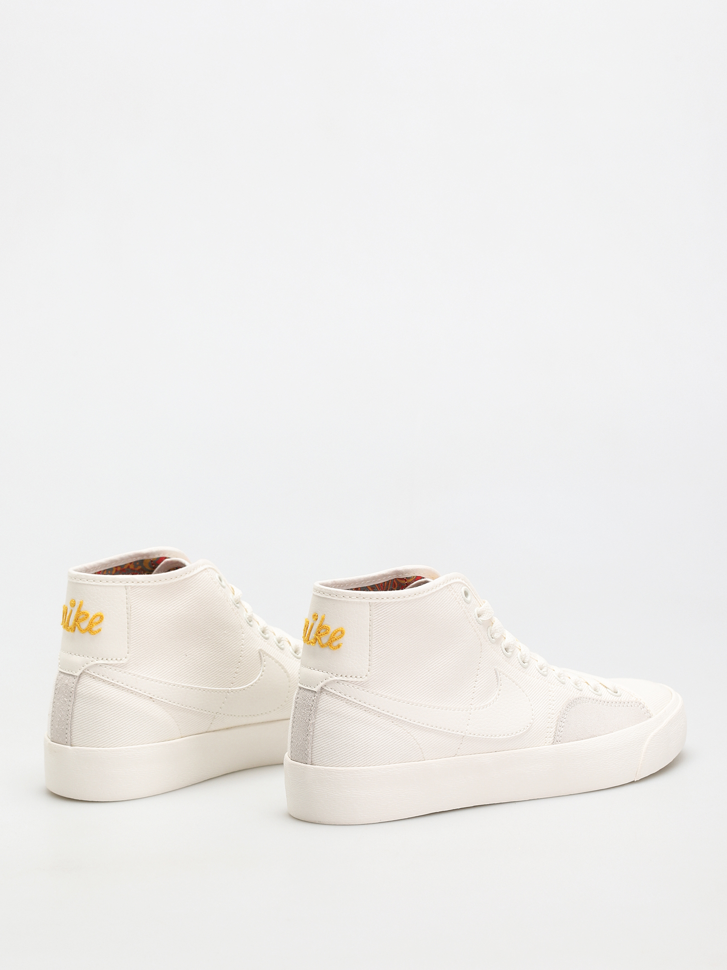 Nike SB BLZR Court Mid Premium Shoes (sail/sail sail sail)