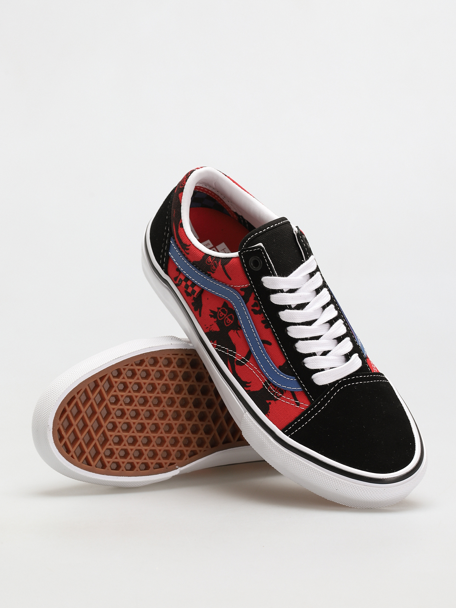 Vans red and black hotsell old skool