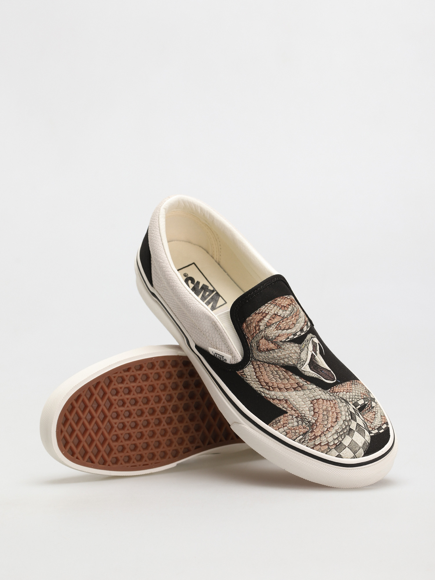 Vans Classic Slip On Shoes (desert/snake/black)