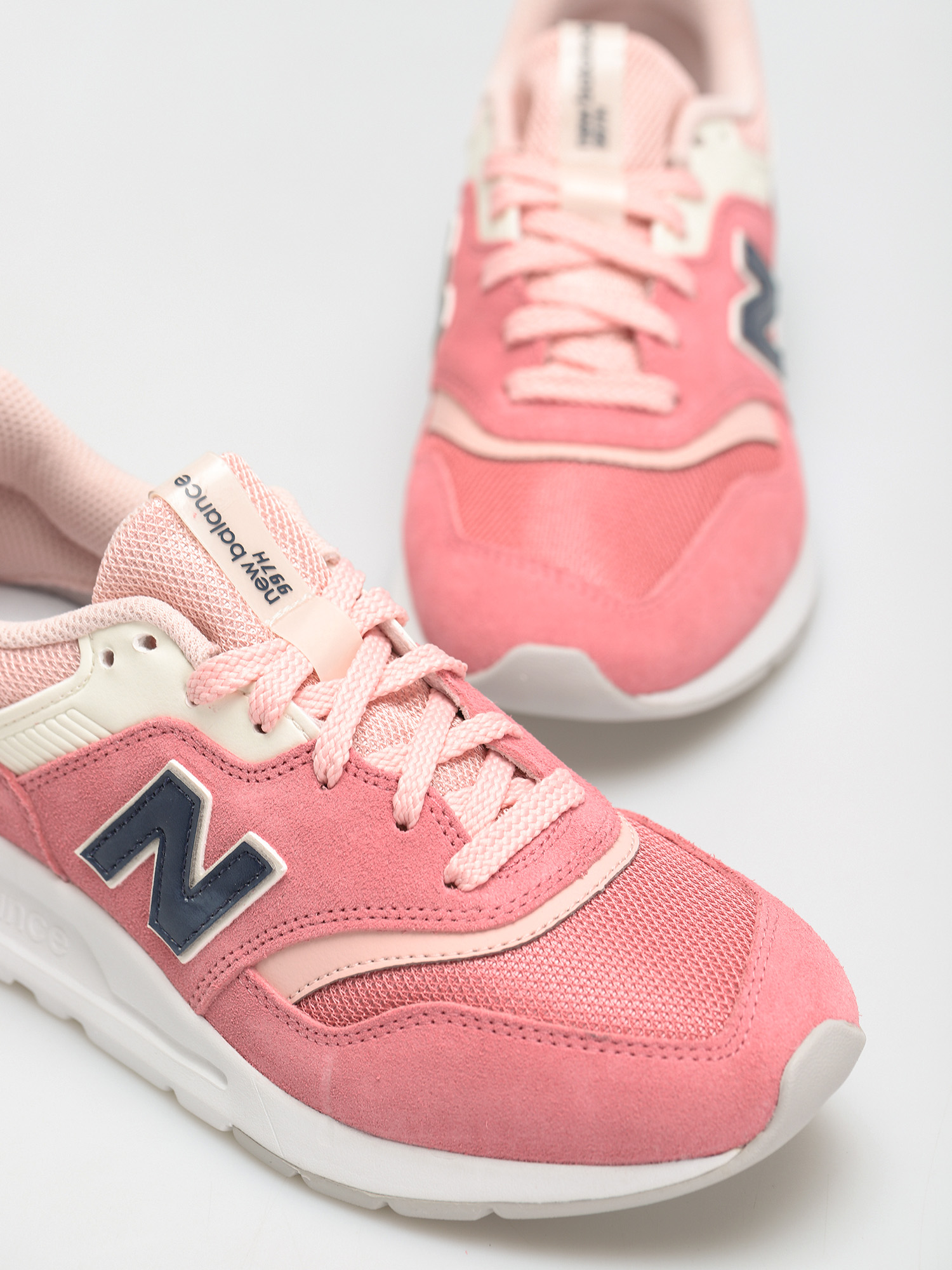 New Balance 997 Shoes Wmn (pink haze)
