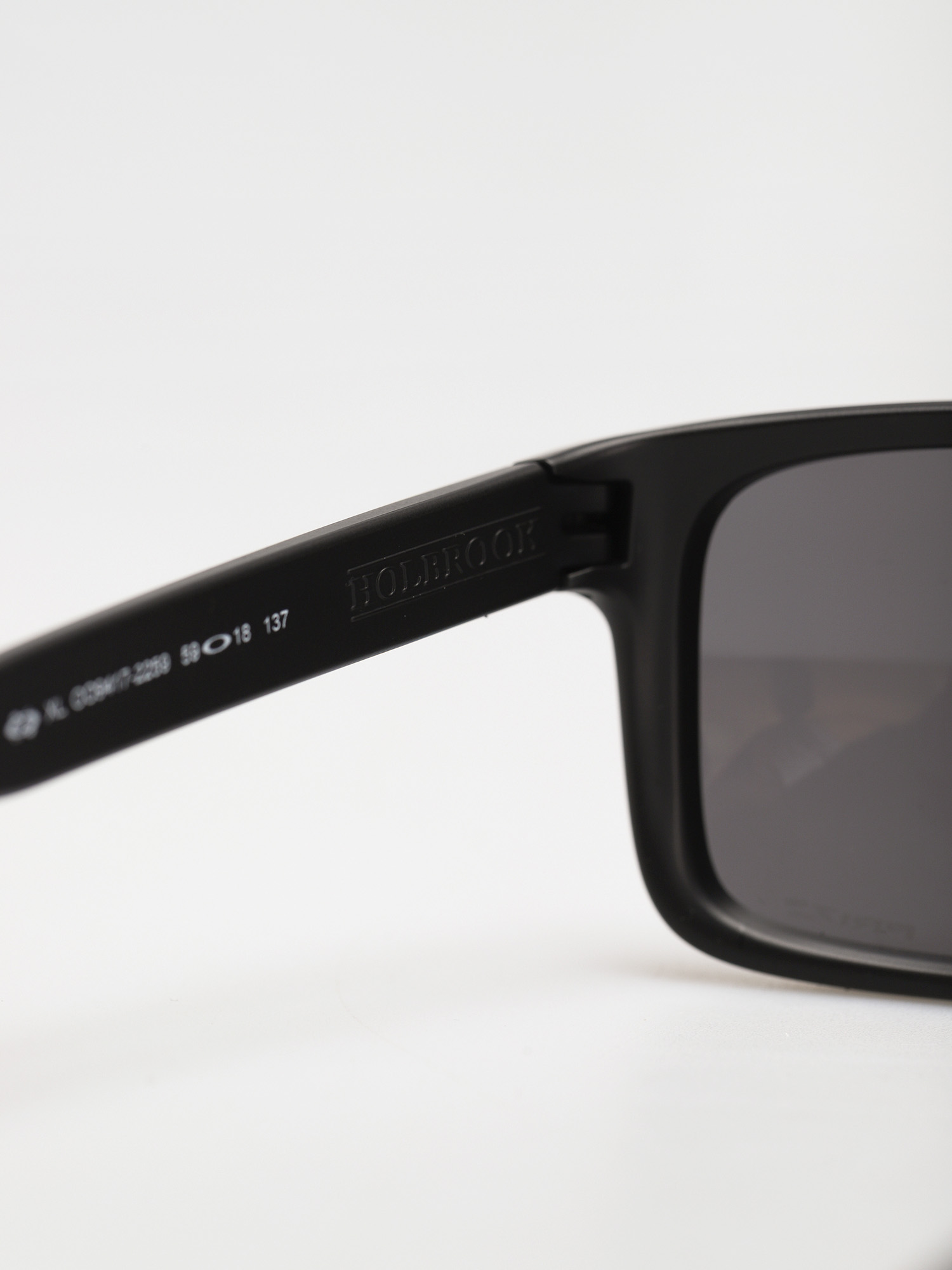 Oakley Holbrook XL Sunglasses (matte black/prizm grey)