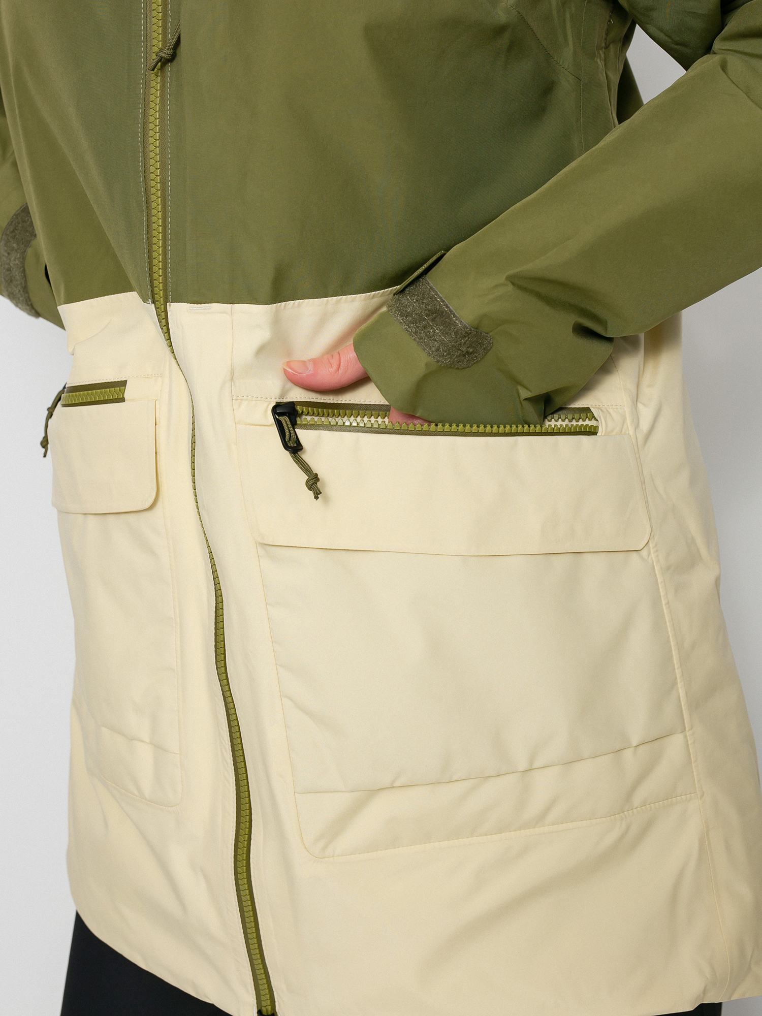 Burton Gore Tex Treeline Snowboard jacket Wmn (martini olive/creme brulee)