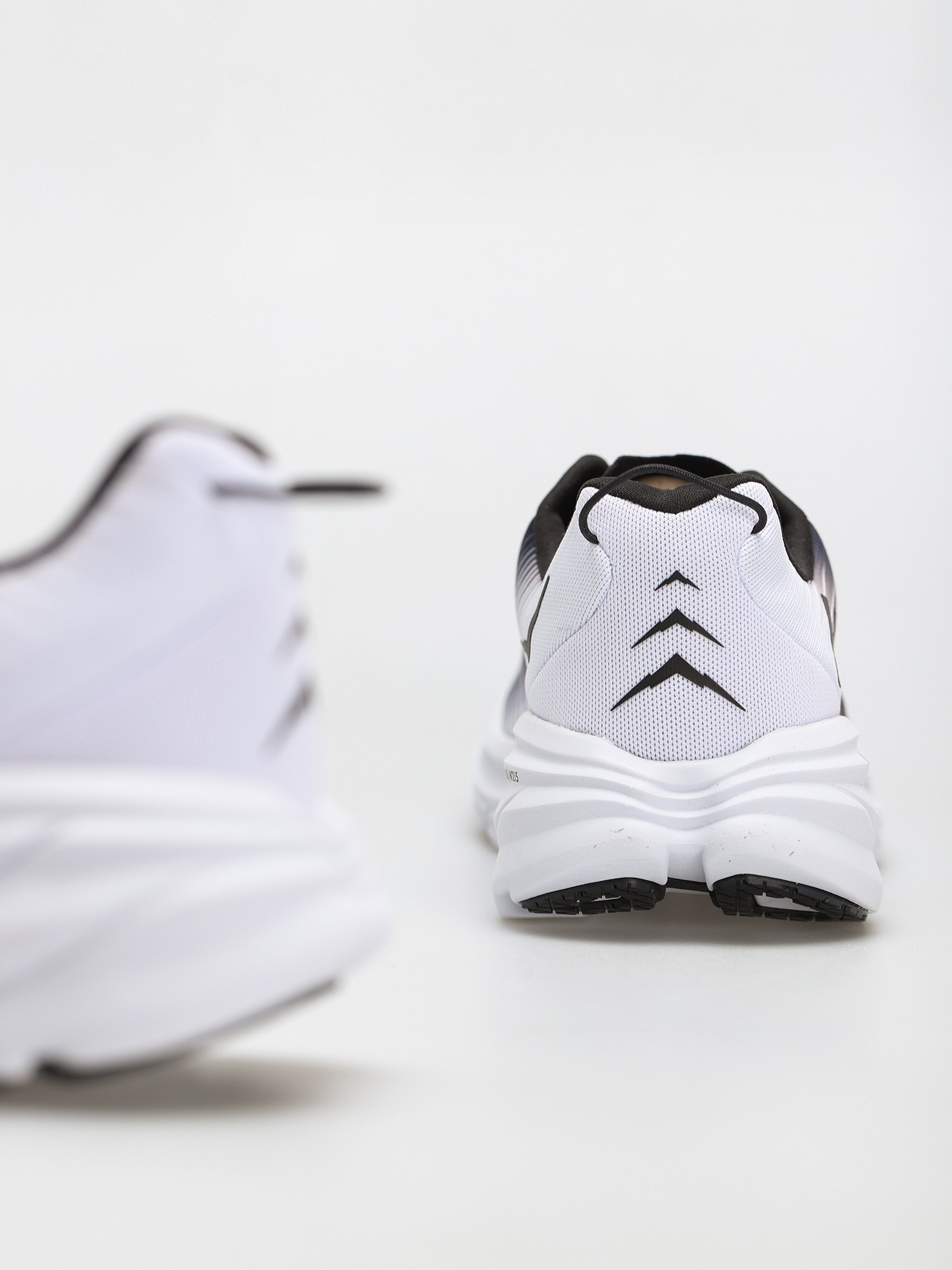 Hoka One One Rincon 3 Shoes (black/white)