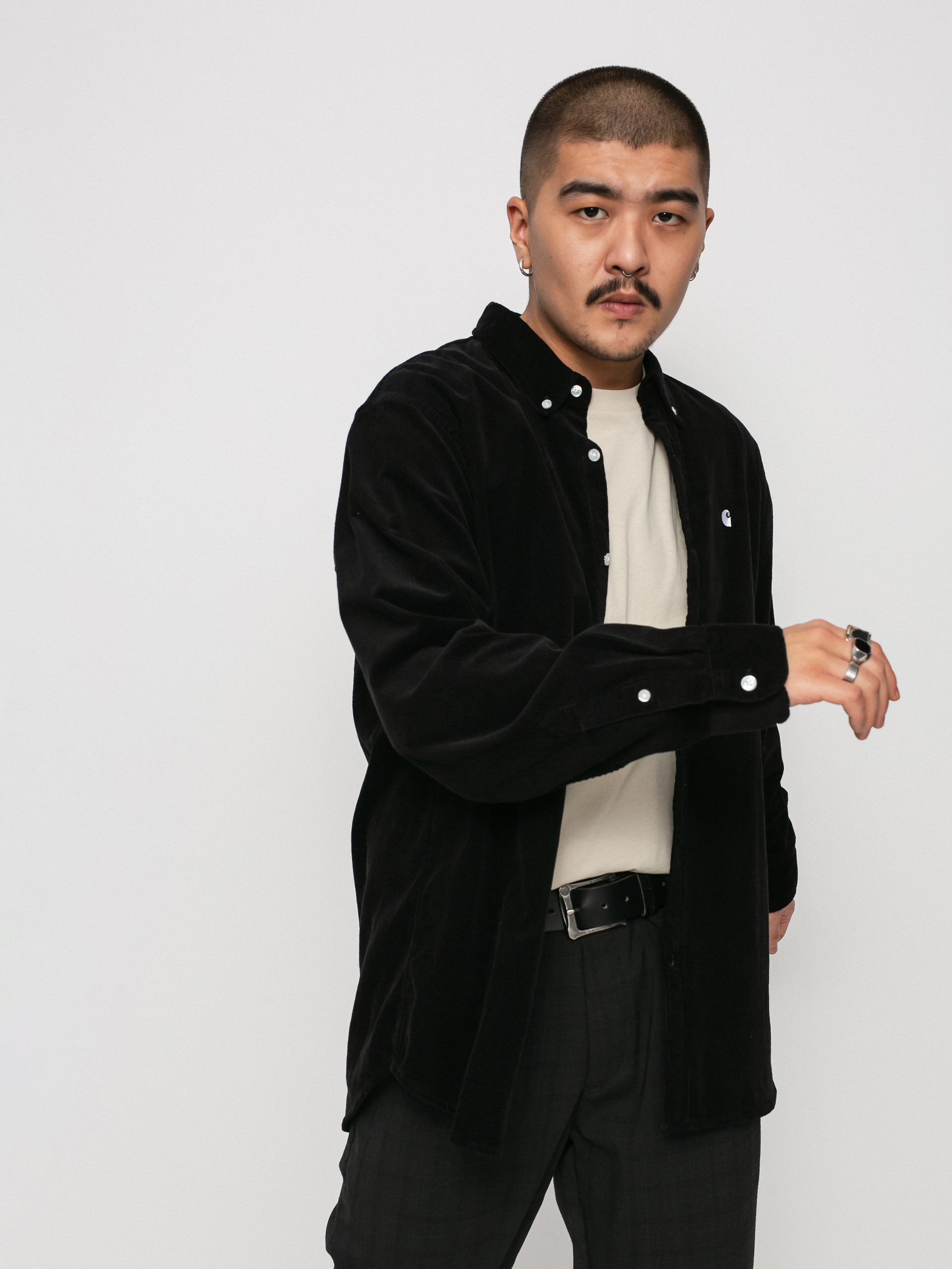 Carhartt WIP Madison Fine Cord Shirt (black/white)