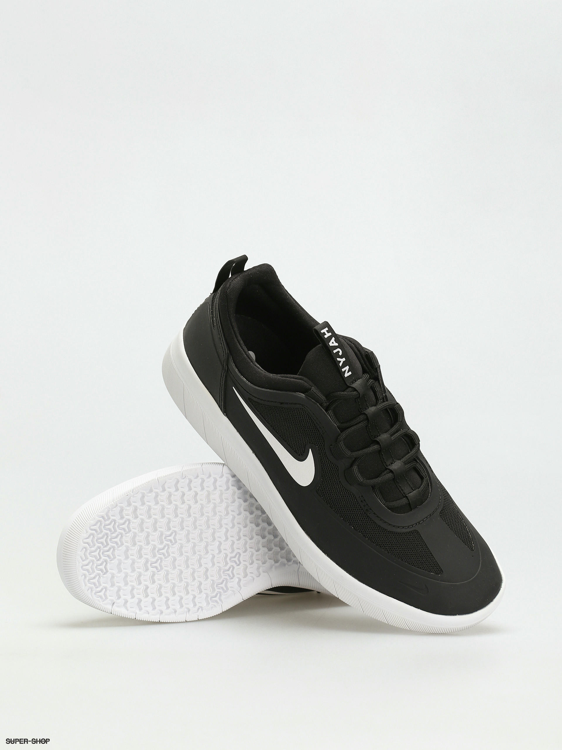 Nike SB Nyjah Free Shoes (black/white black black)