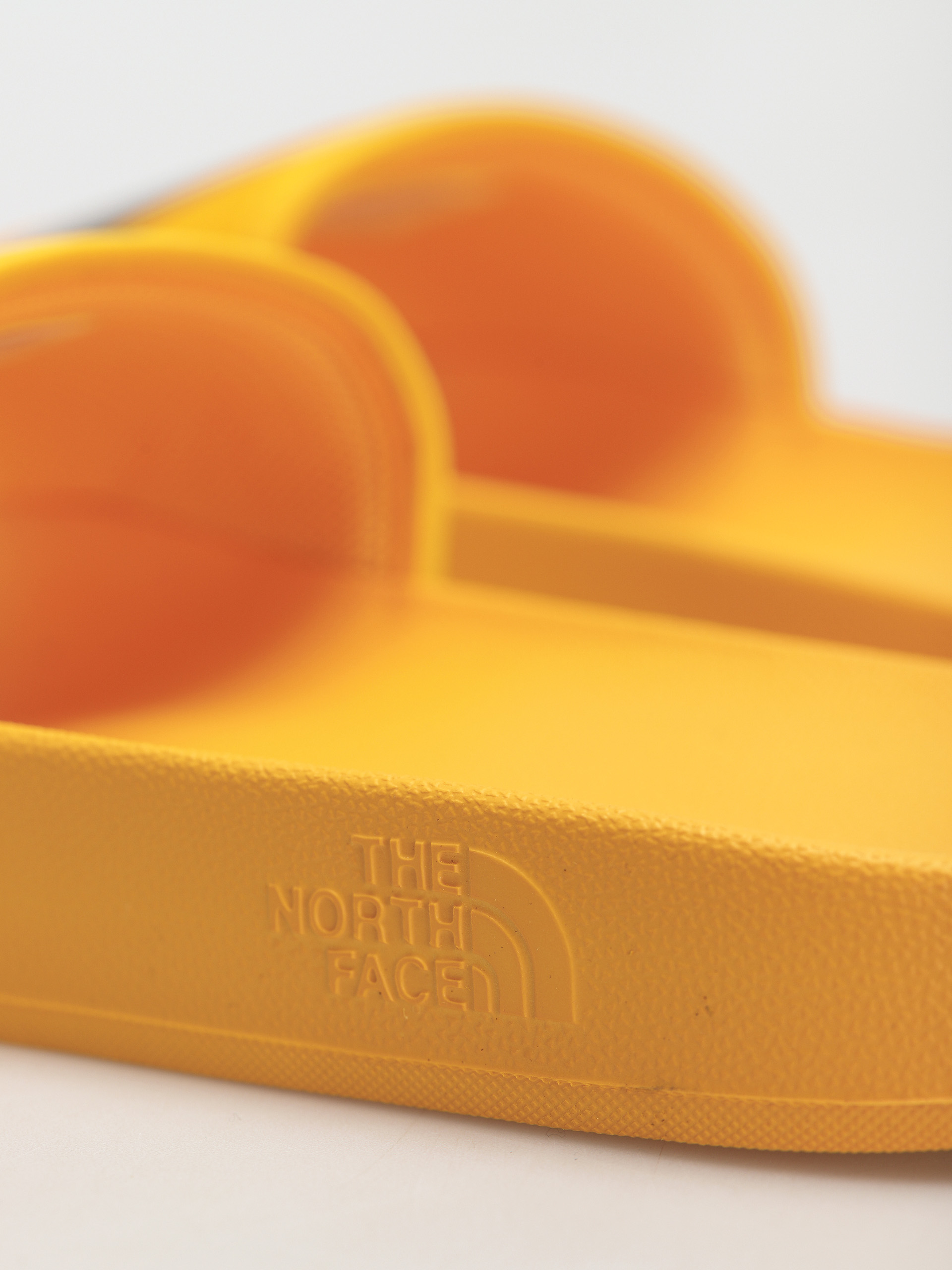 The North Face Base Camp Slide III Flip-flops (summit gold/tnf black)