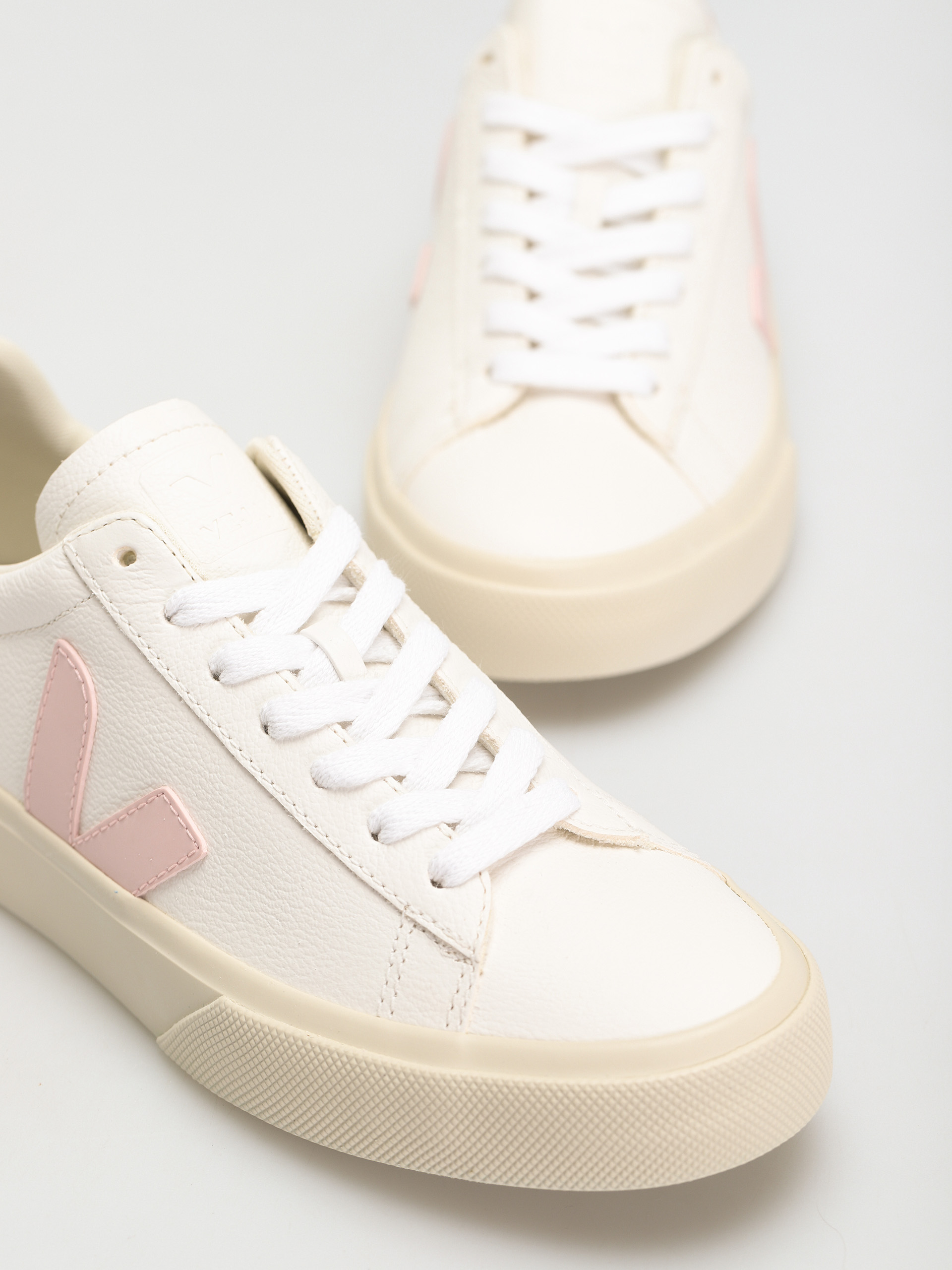 Veja Campo Shoes Wmn (extra white petale)