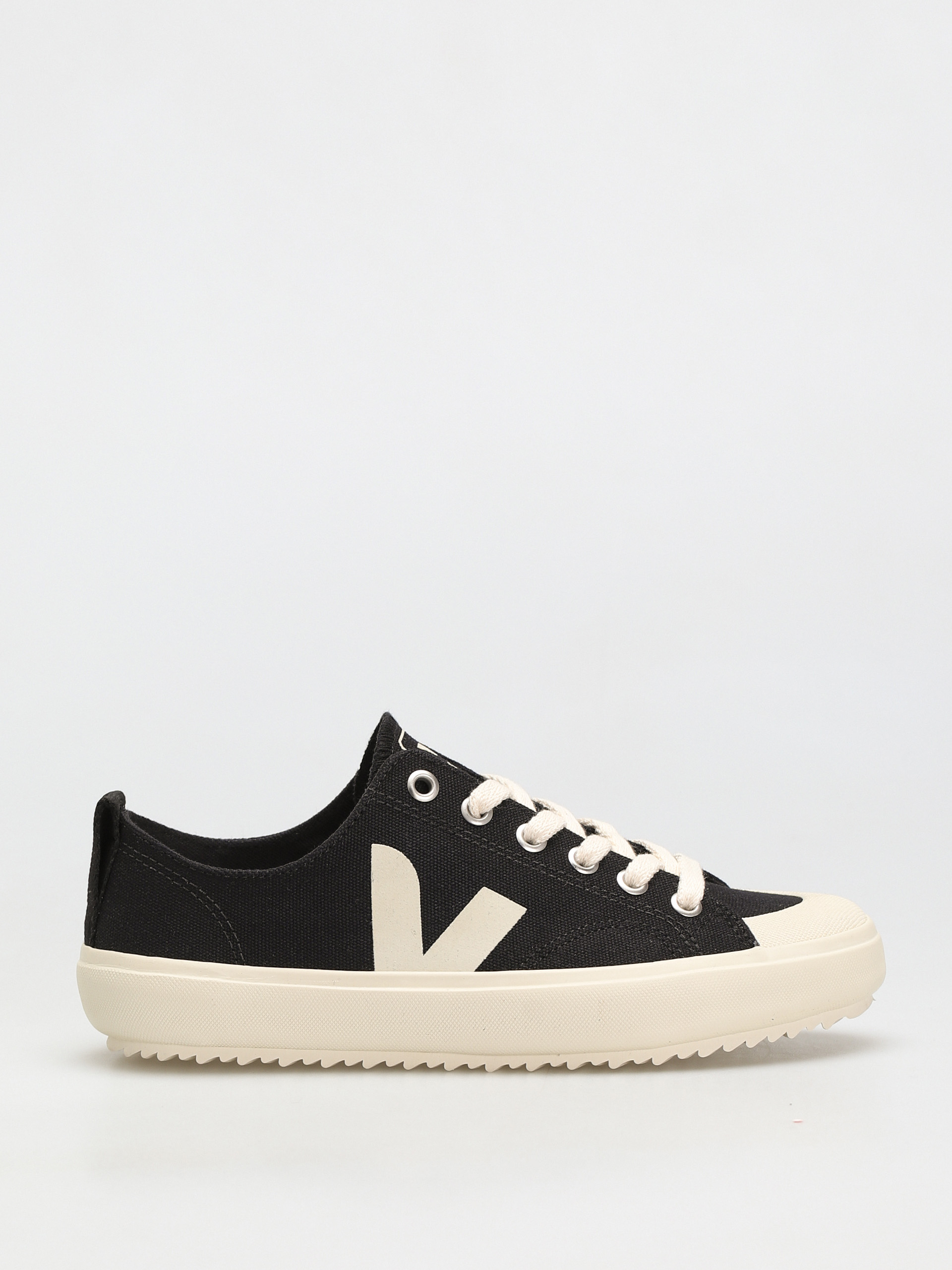 Veja Nova Shoes Wmn (black pierre)