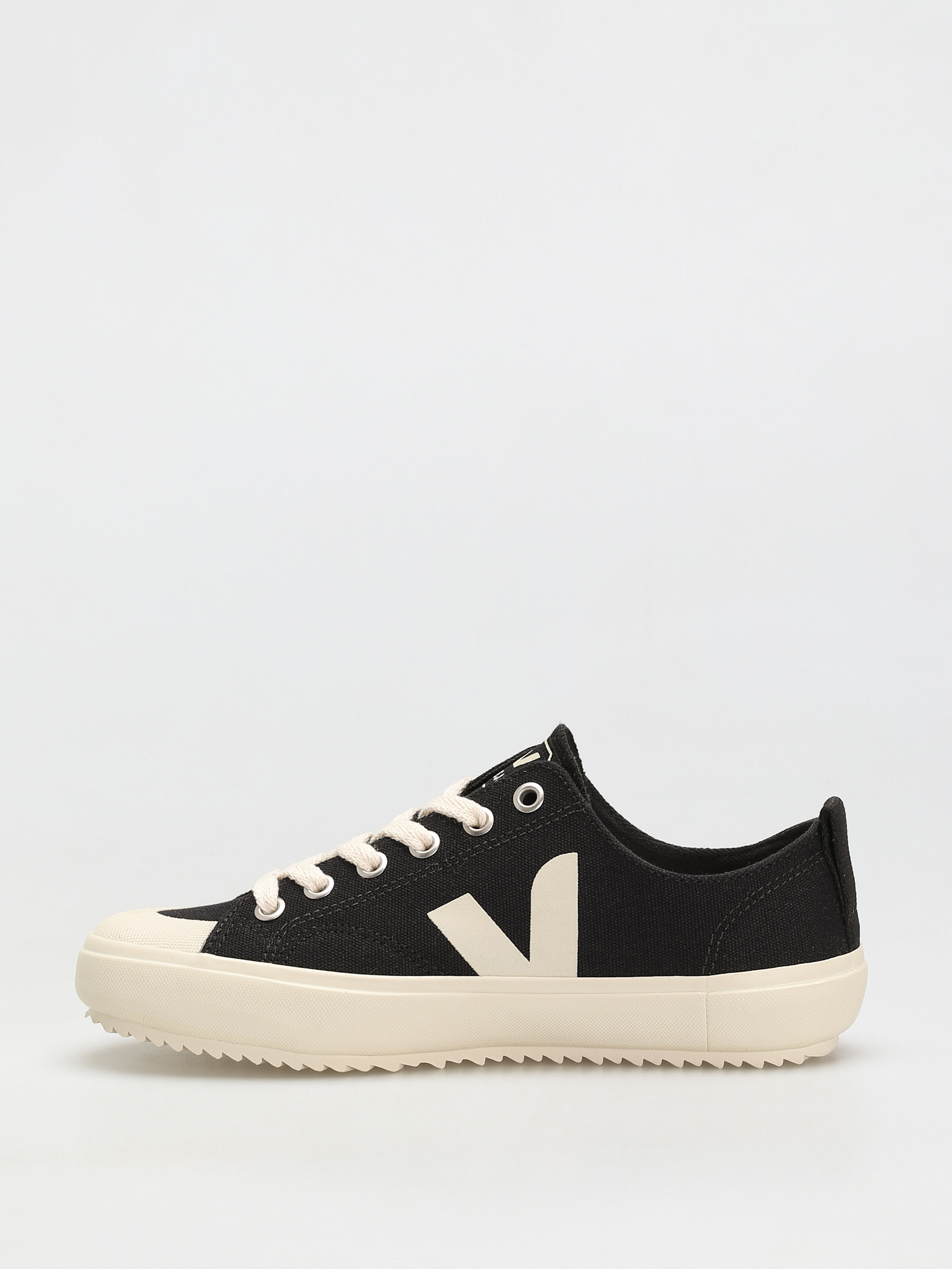 Veja Nova Shoes Wmn (black pierre)