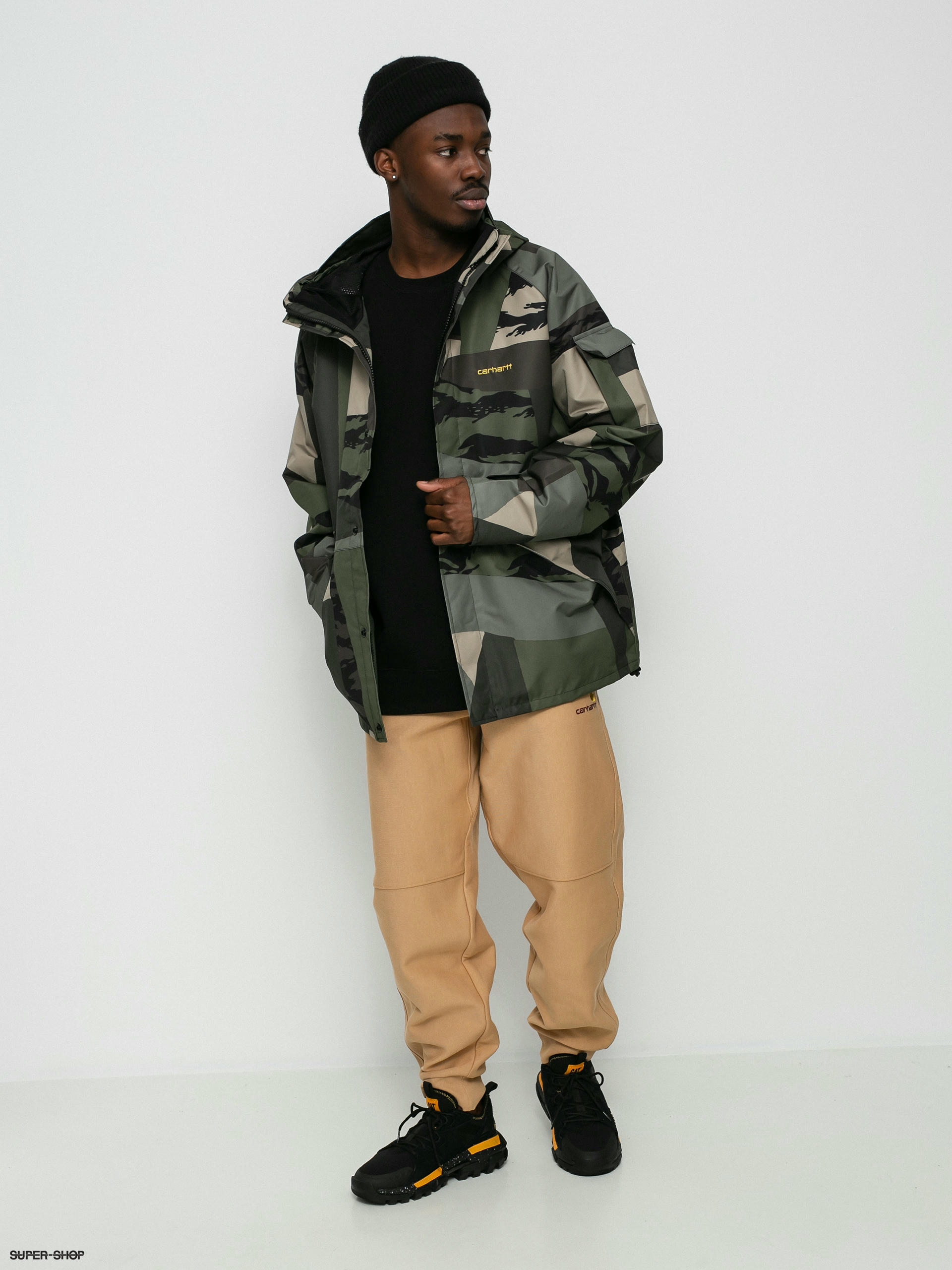 Carhartt on sale camo windbreaker