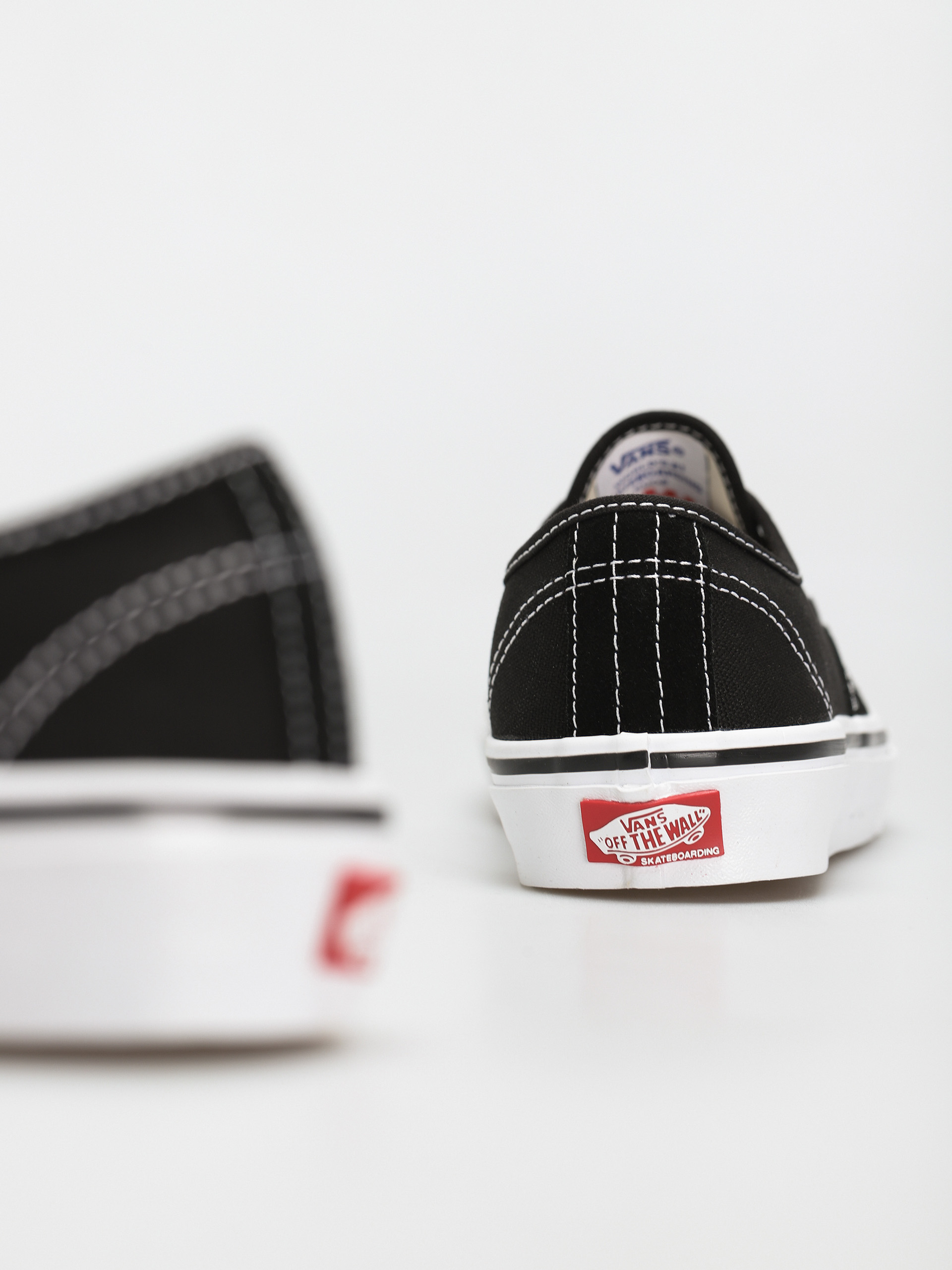 Vans Skate Authentic Schuhe (black/white)