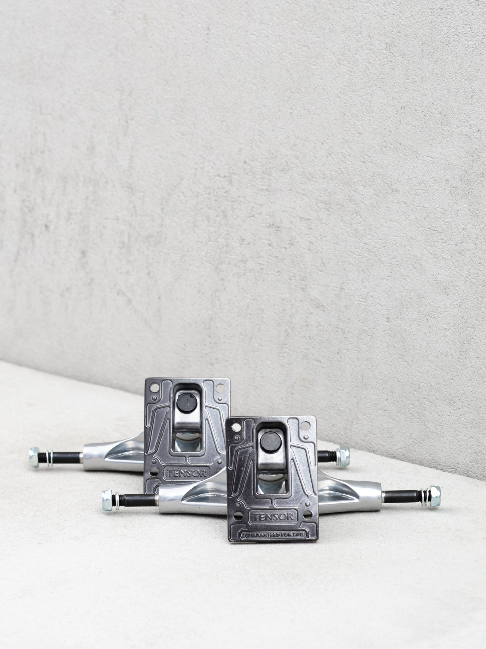 Tensor Alum Stencil Mirror Achsen (raw/black fade)