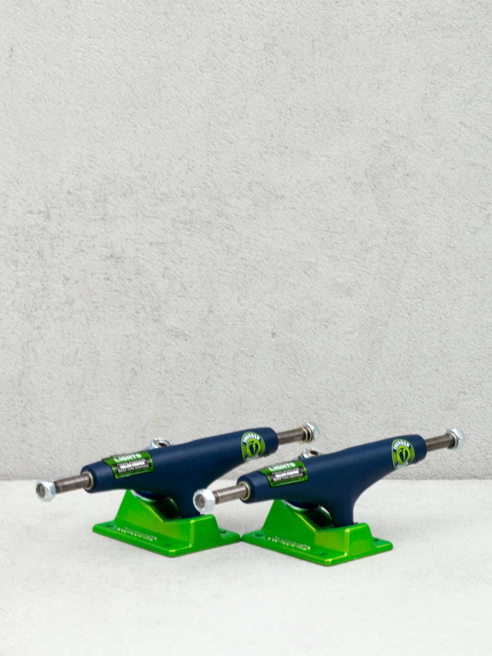 Thunder Northern Lt Trucks (navy/green)