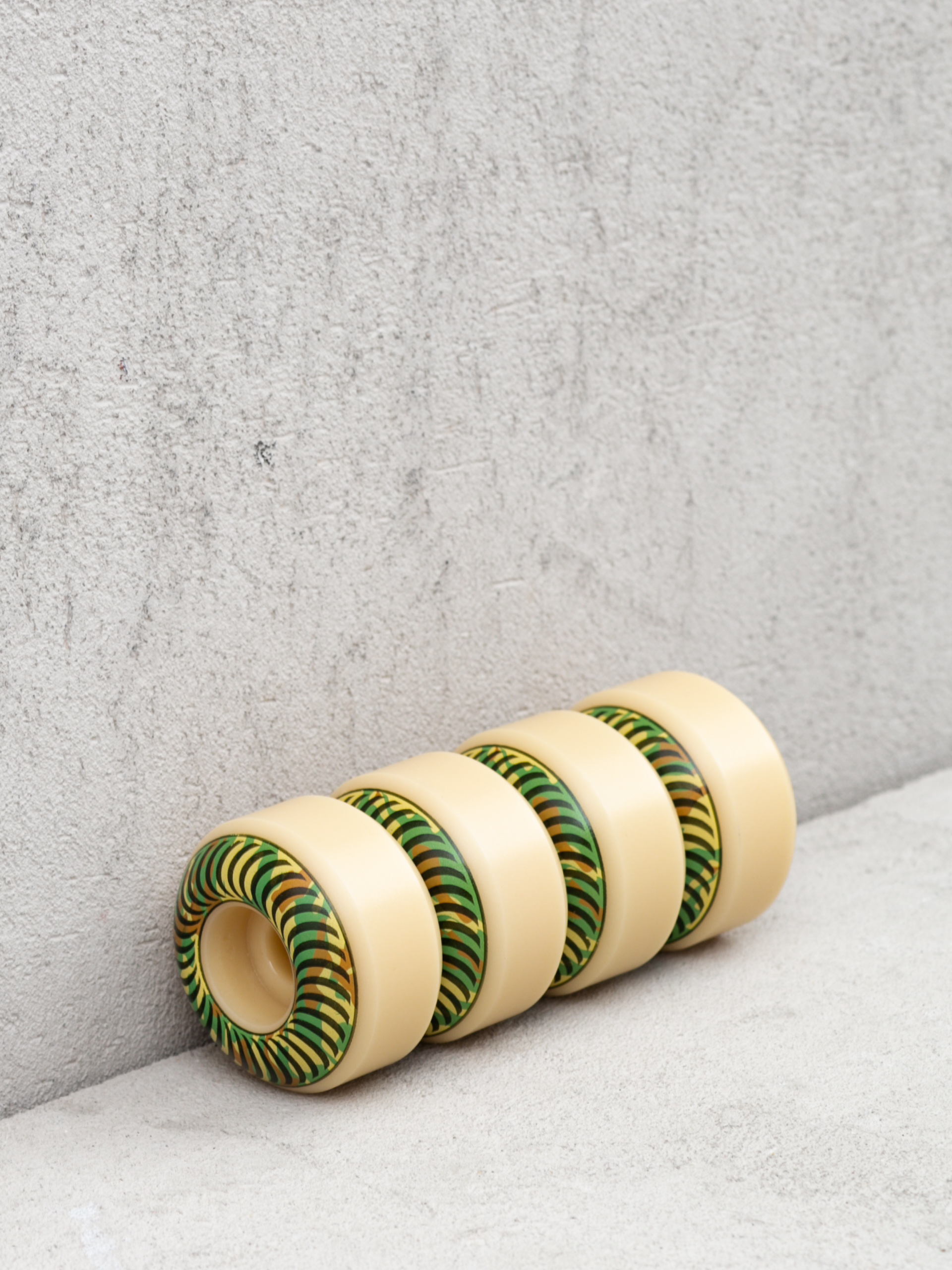 Spitfire F4 99D Camo Classic Rollen (white/green)