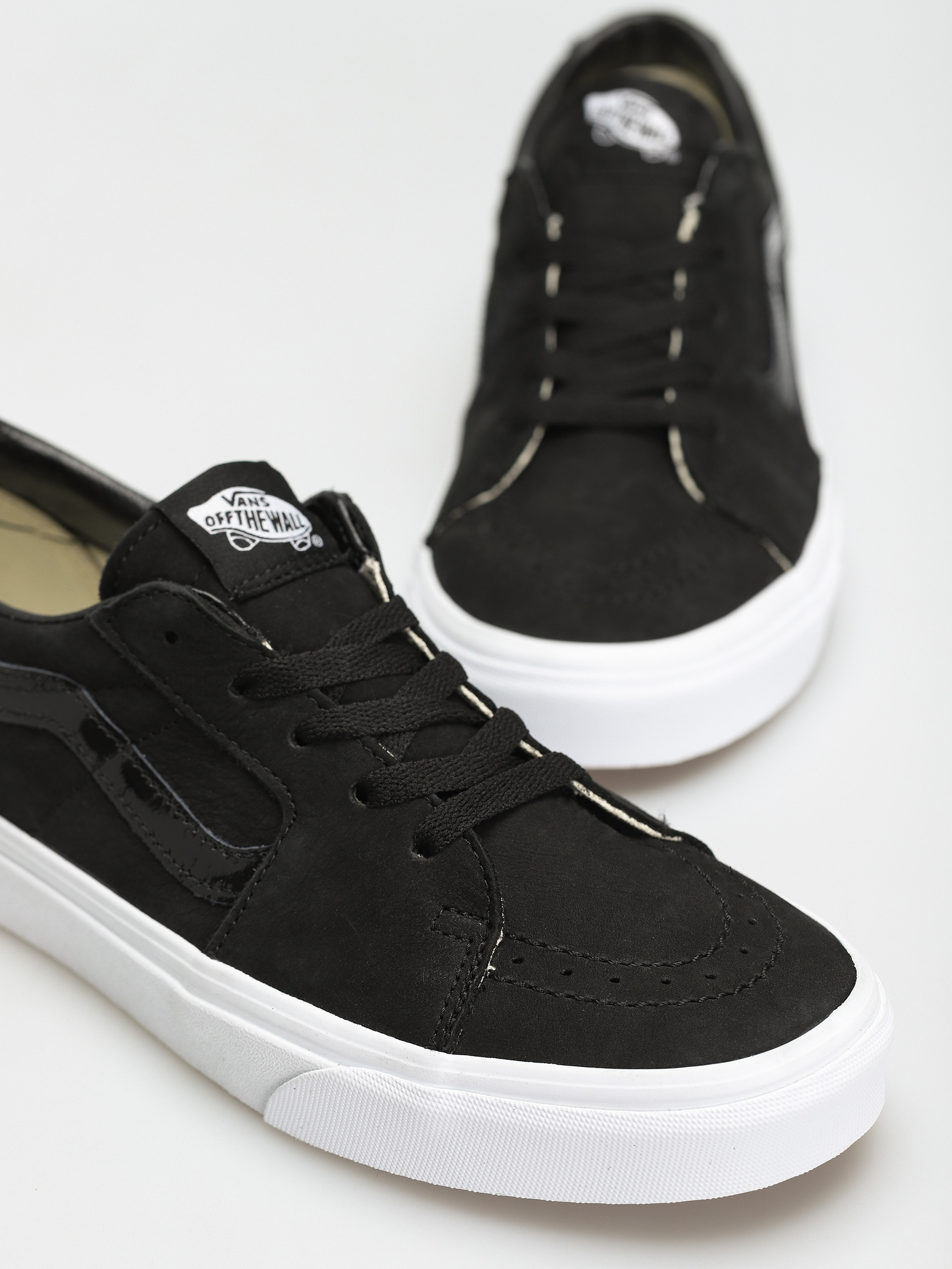 Vans Sk8 Low Shoes (matte shine/black/true white)