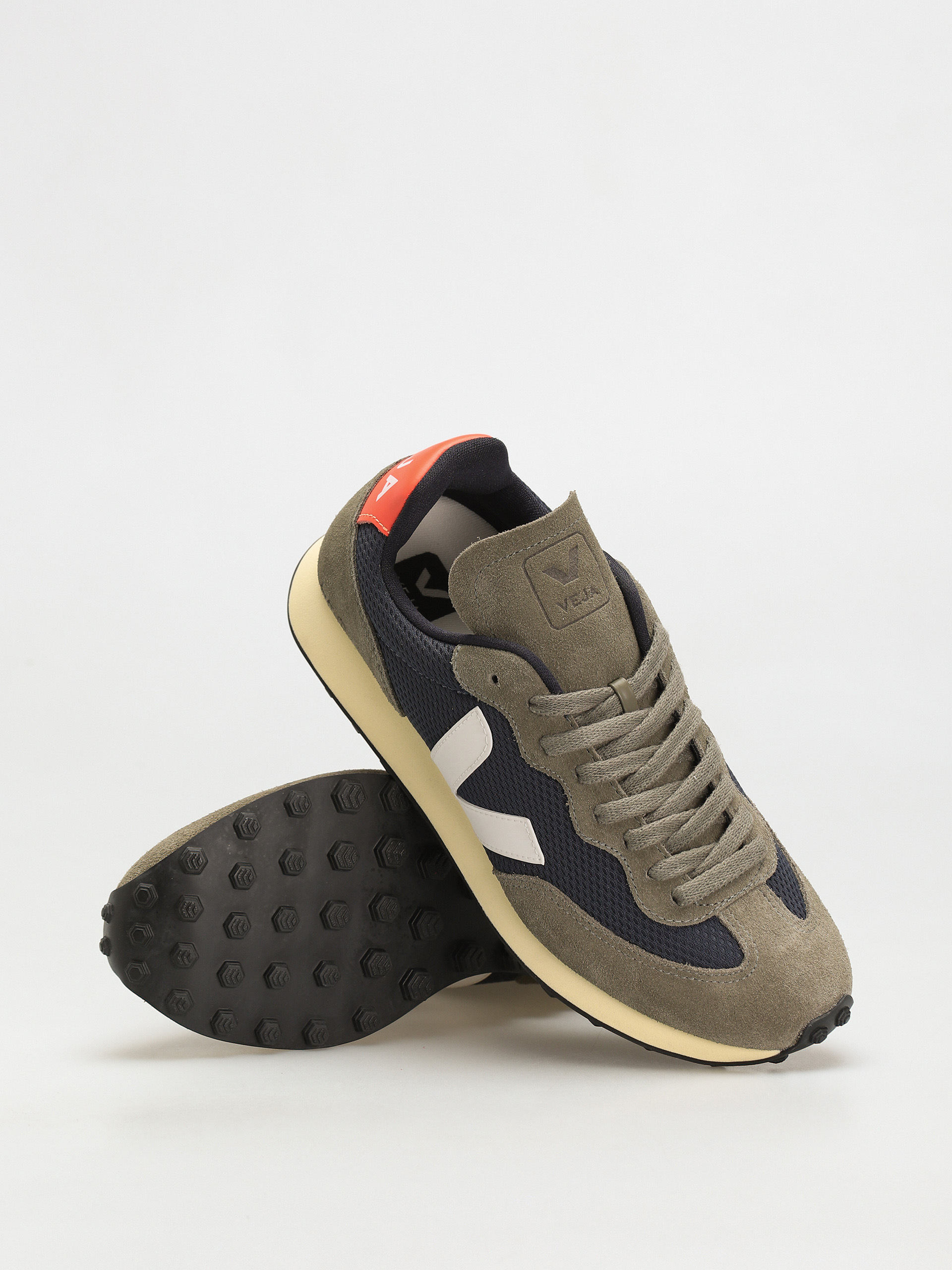 Veja Rio Branco Shoes green (nautico white orange fluo)