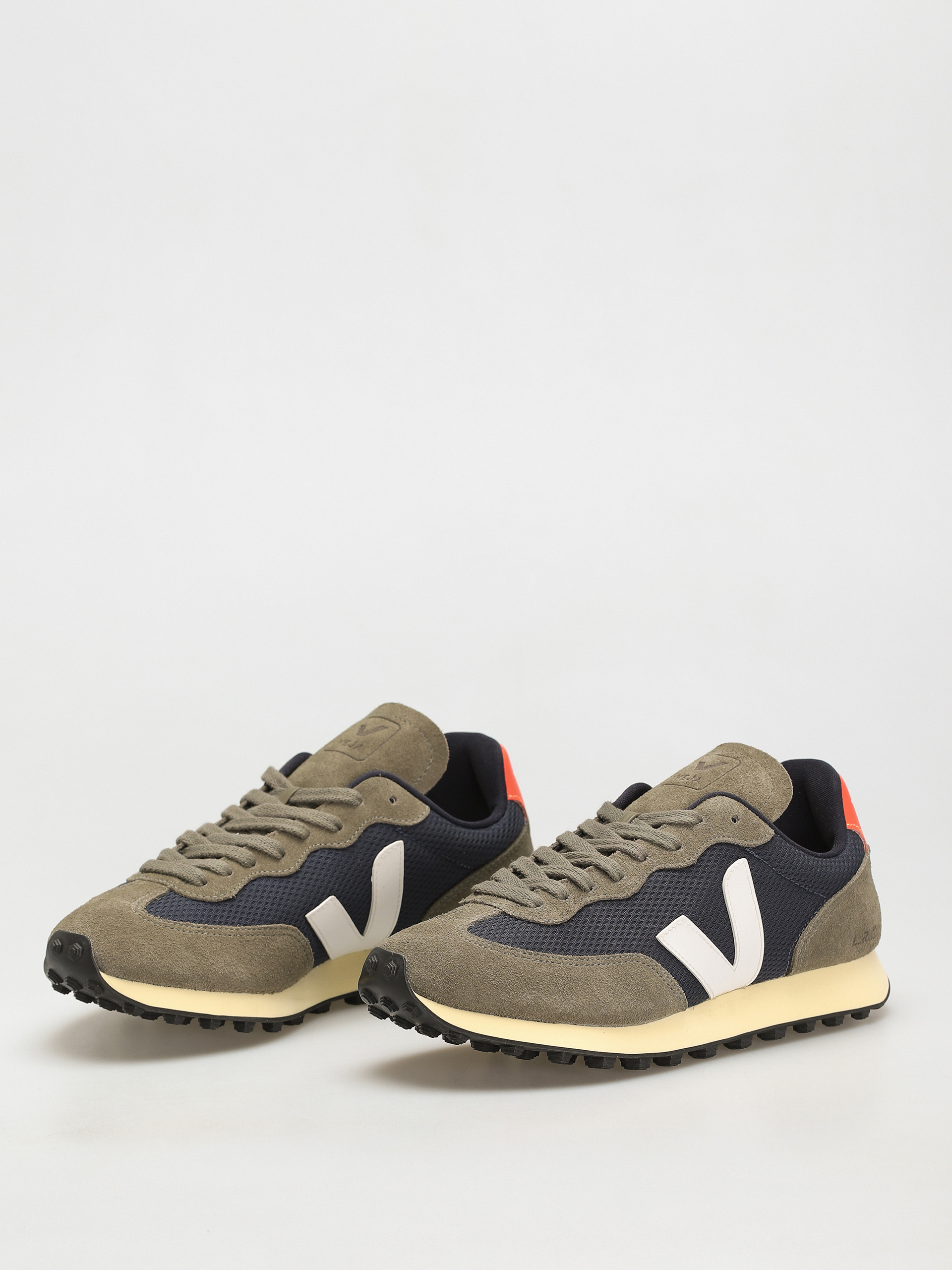 Veja Rio Branco Shoes (nautico white orange fluo)